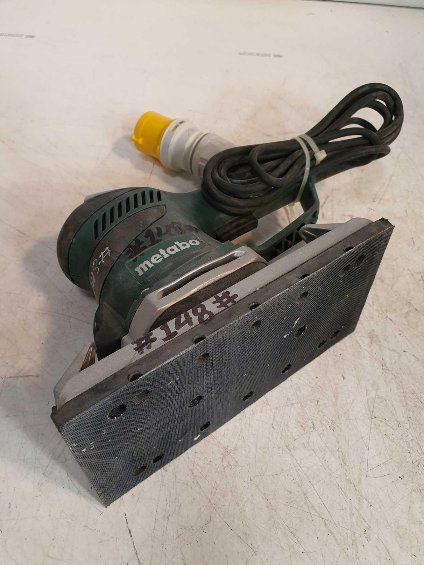 Metabo 110v hand sander - Image 2 of 2