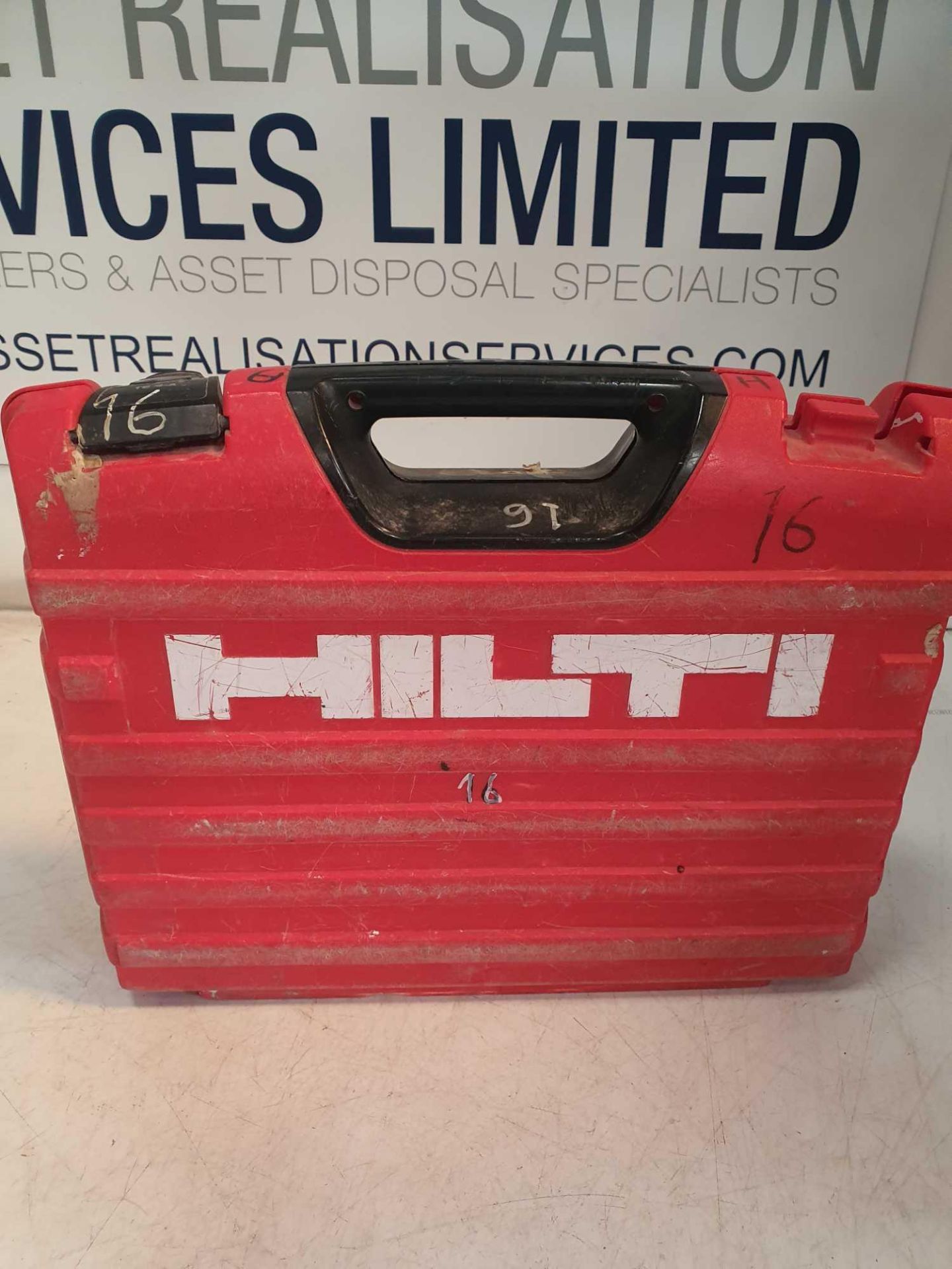 Hilti 18v rotary hammer drill with charger