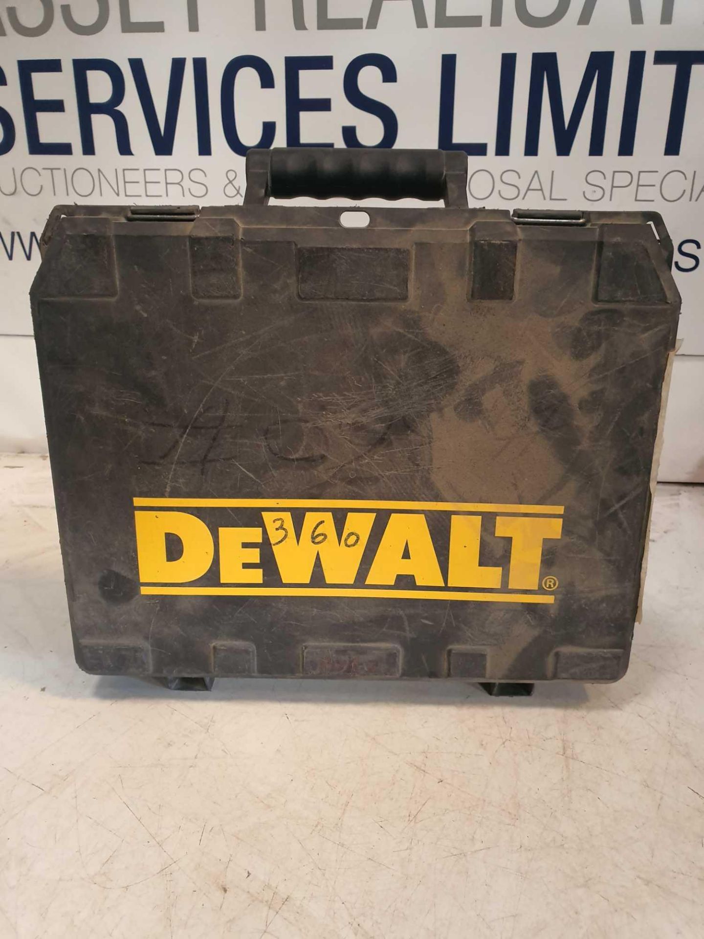 Dewault 110v rotary hammer drill