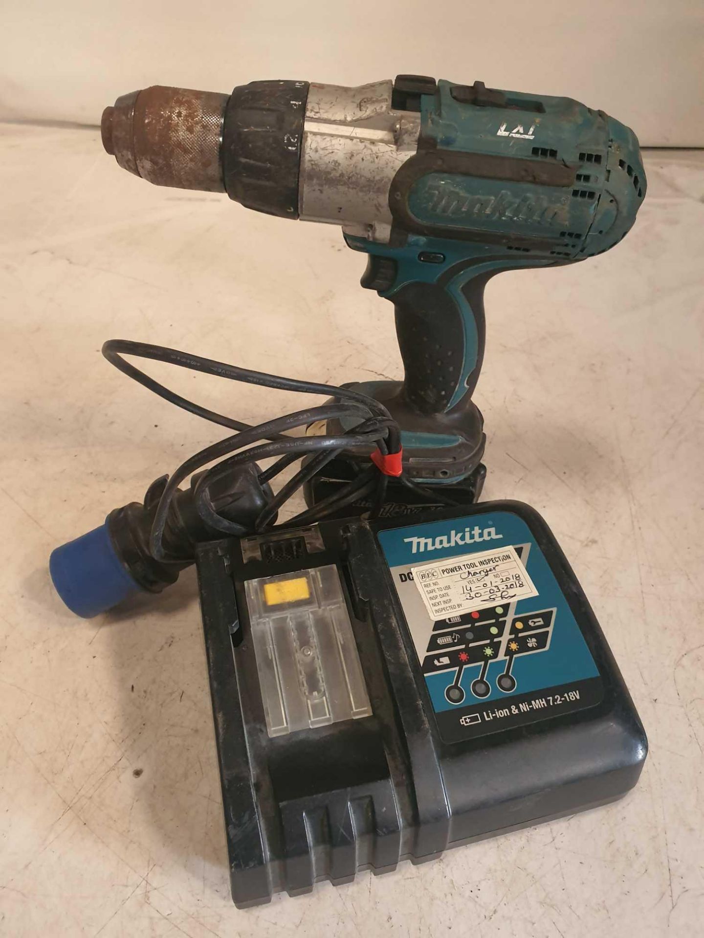 Makita 18v combi drill with charger
