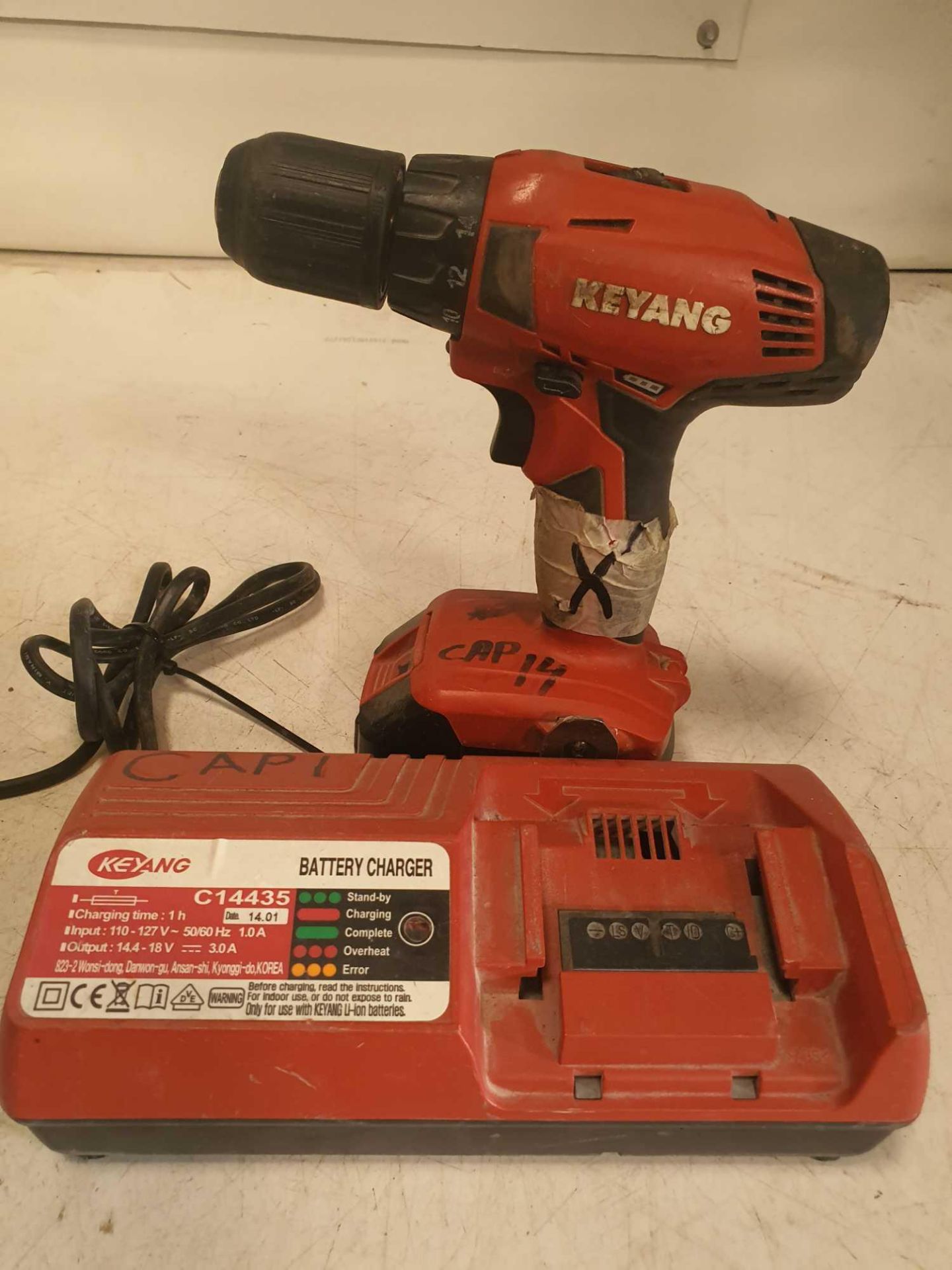 Keyang 18v combi drill with charger