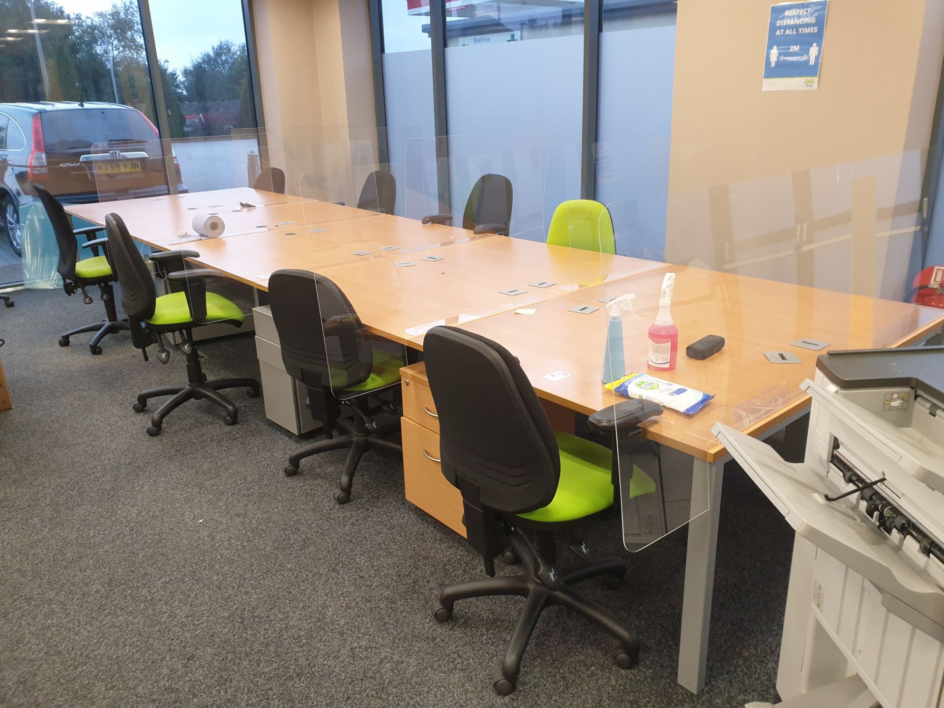 10 Person Workstation / Desks with covid screens