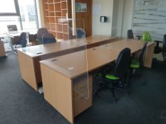 4 Person Workstation / Desks with covid screens