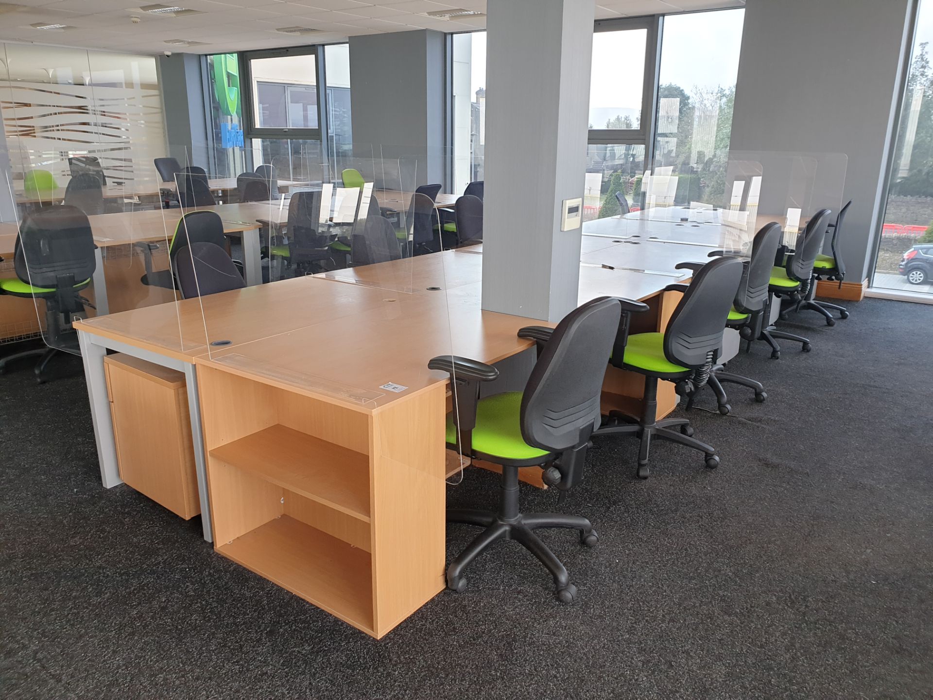 10 Person Workstation / Desks with covid screens