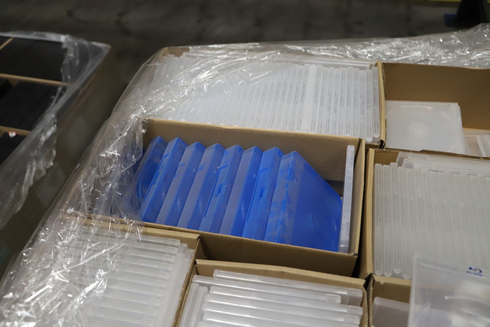 1 x Pallet of White Blu ray Cases - Image 2 of 2