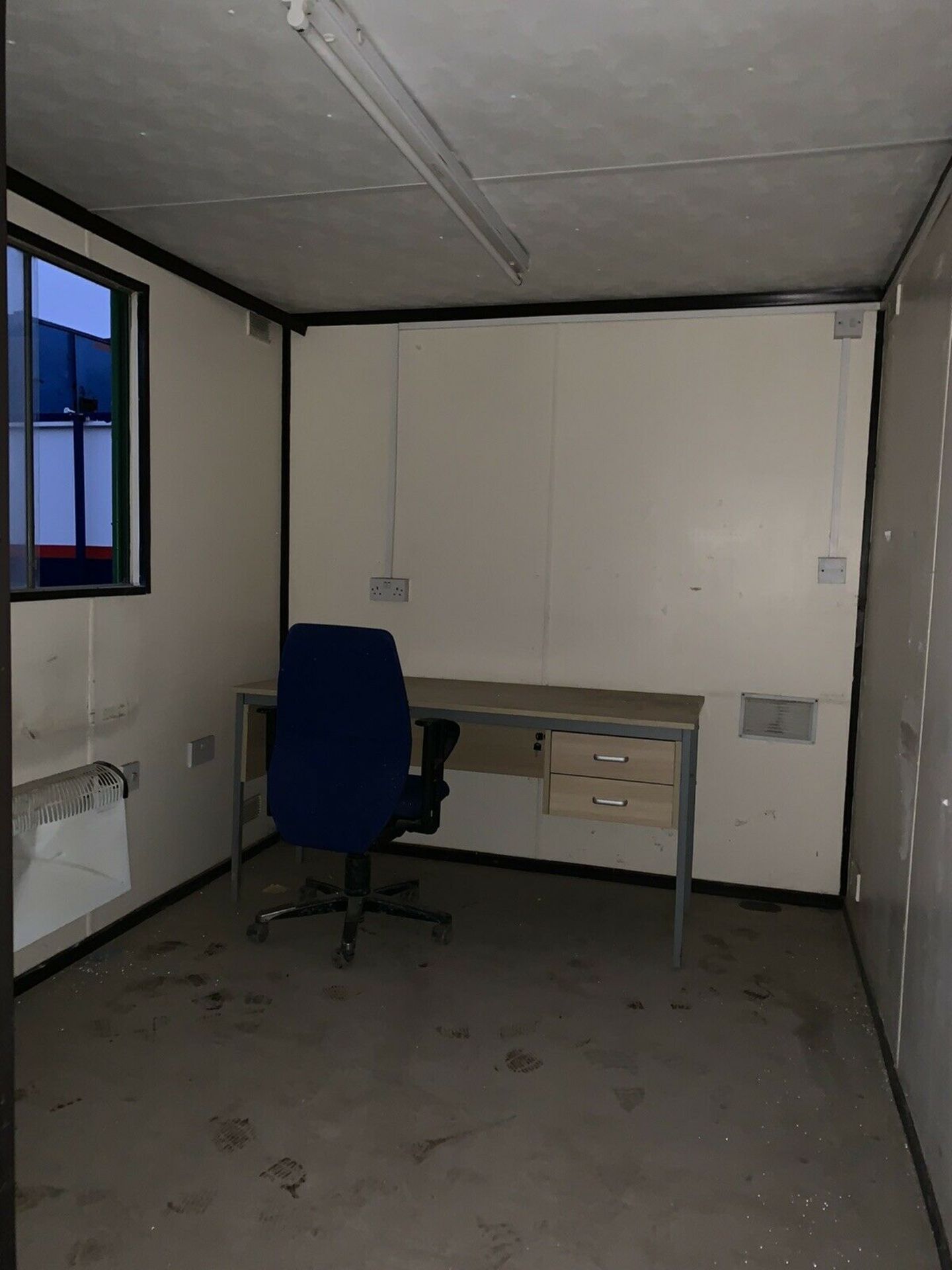 Anti Vandal Steel Portable Office 10ft x 8ft - Image 3 of 5
