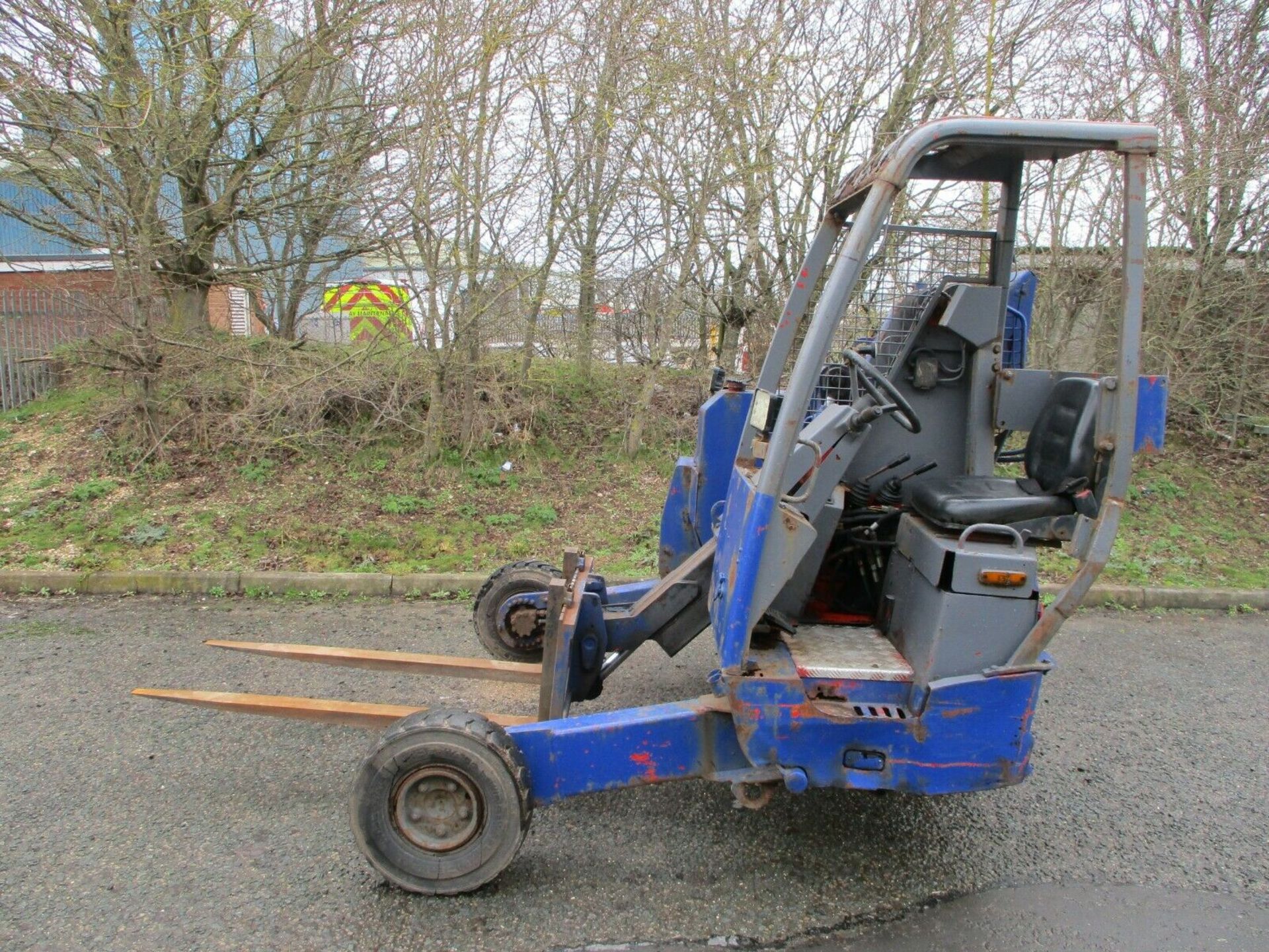 Manitou TMT Forklift - Image 2 of 11