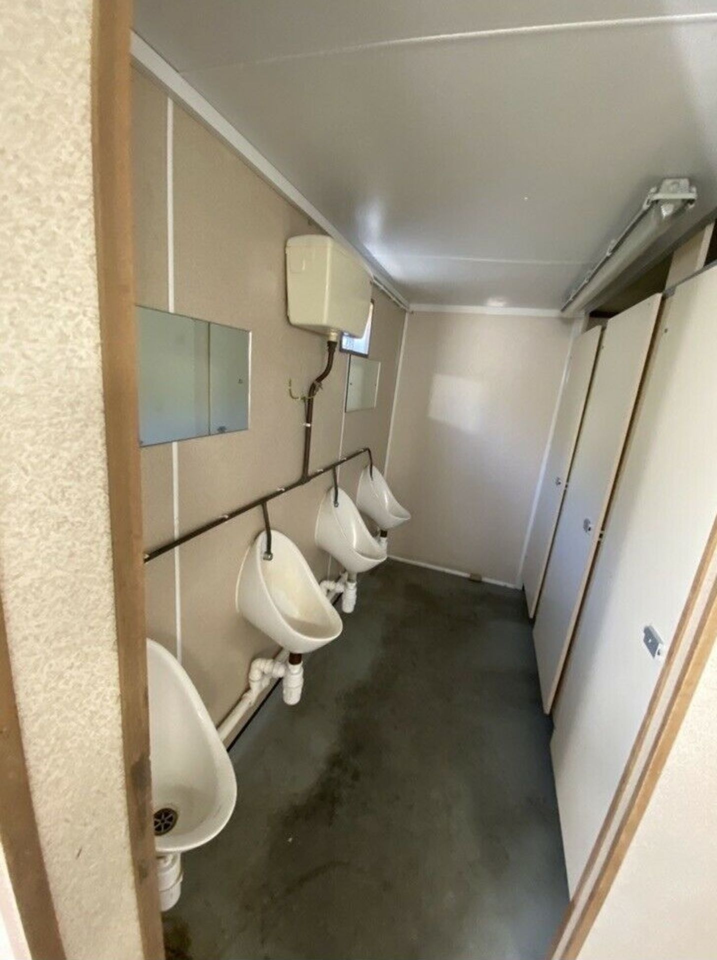3 + 3 24ft Portable Toilet Block - Image 6 of 12