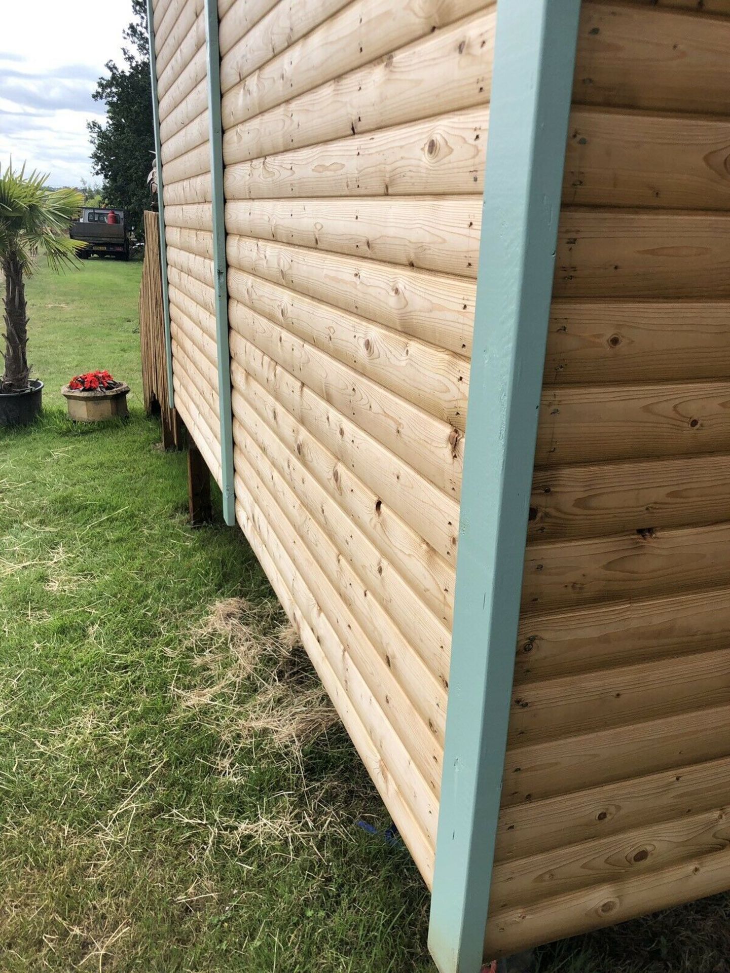 Shepherd's Hut - Custom Built - Image 4 of 11