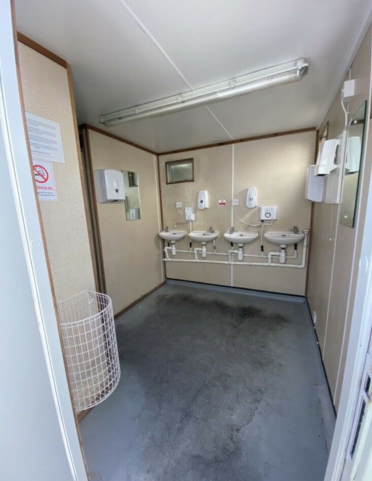 3 + 3 24ft Portable Toilet Block - Image 5 of 12