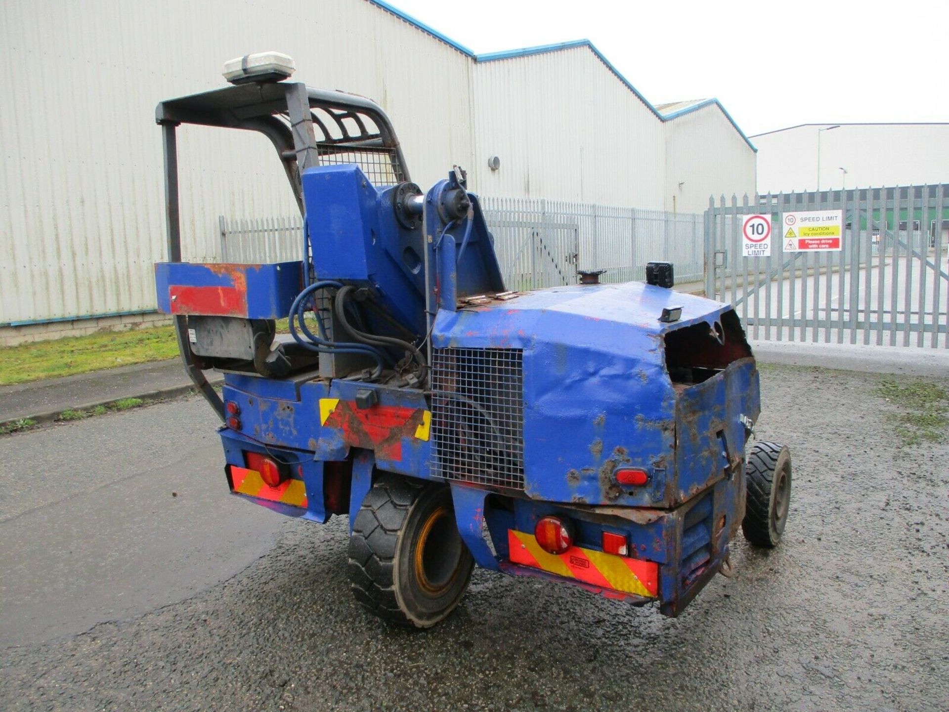 Manitou TMT Forklift - Image 5 of 11