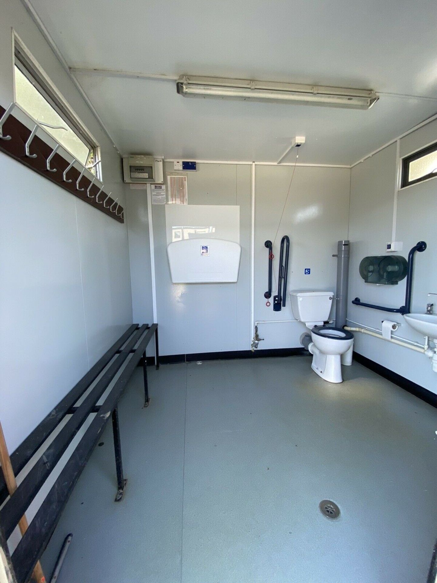 8ft X 8ft Disabled Toilet Block, Site Cabin - Image 11 of 12