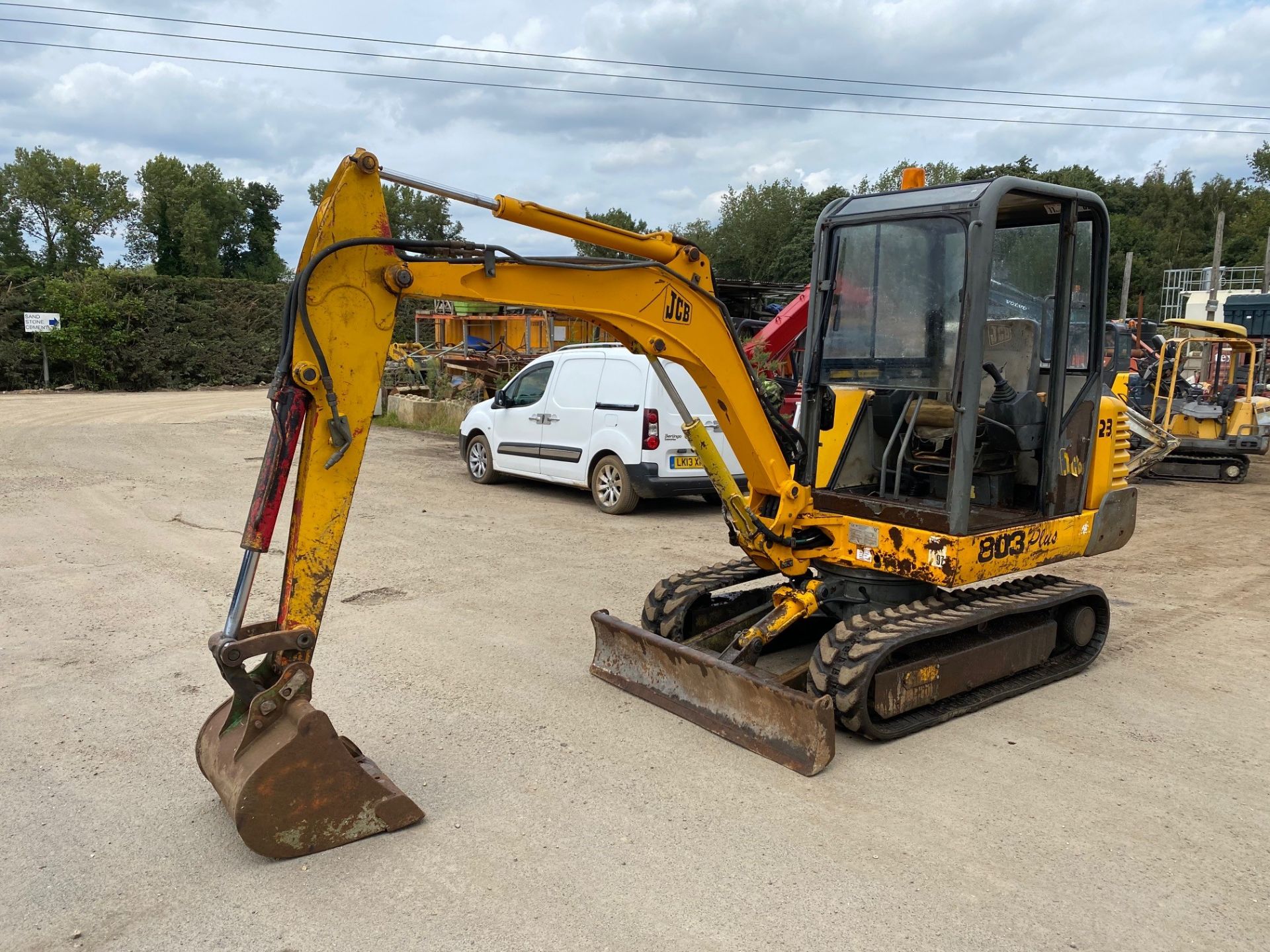 JCB 803 3 Ton Mini Digger 1999 - Image 3 of 6