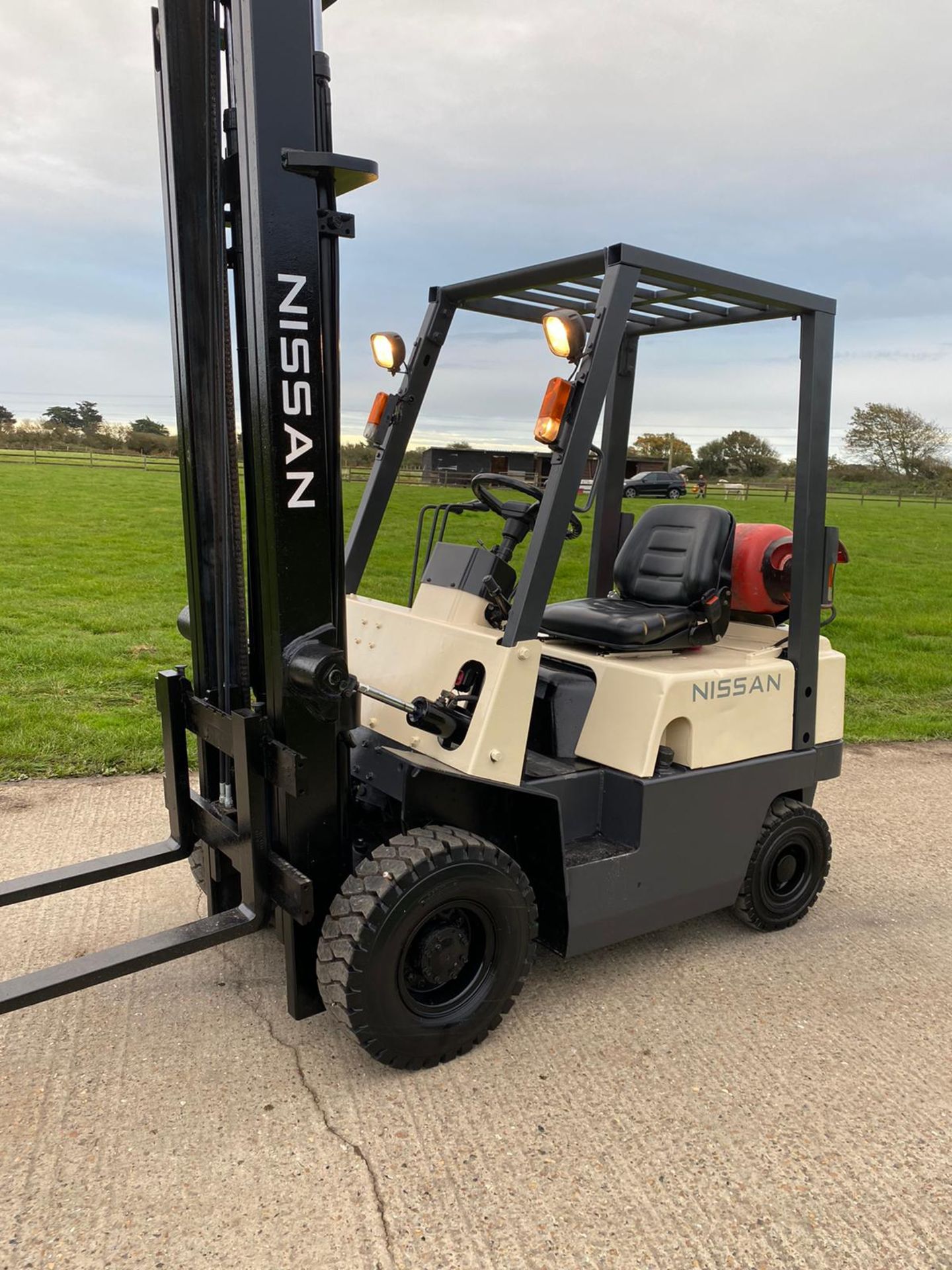 Nissan Gas Forklift