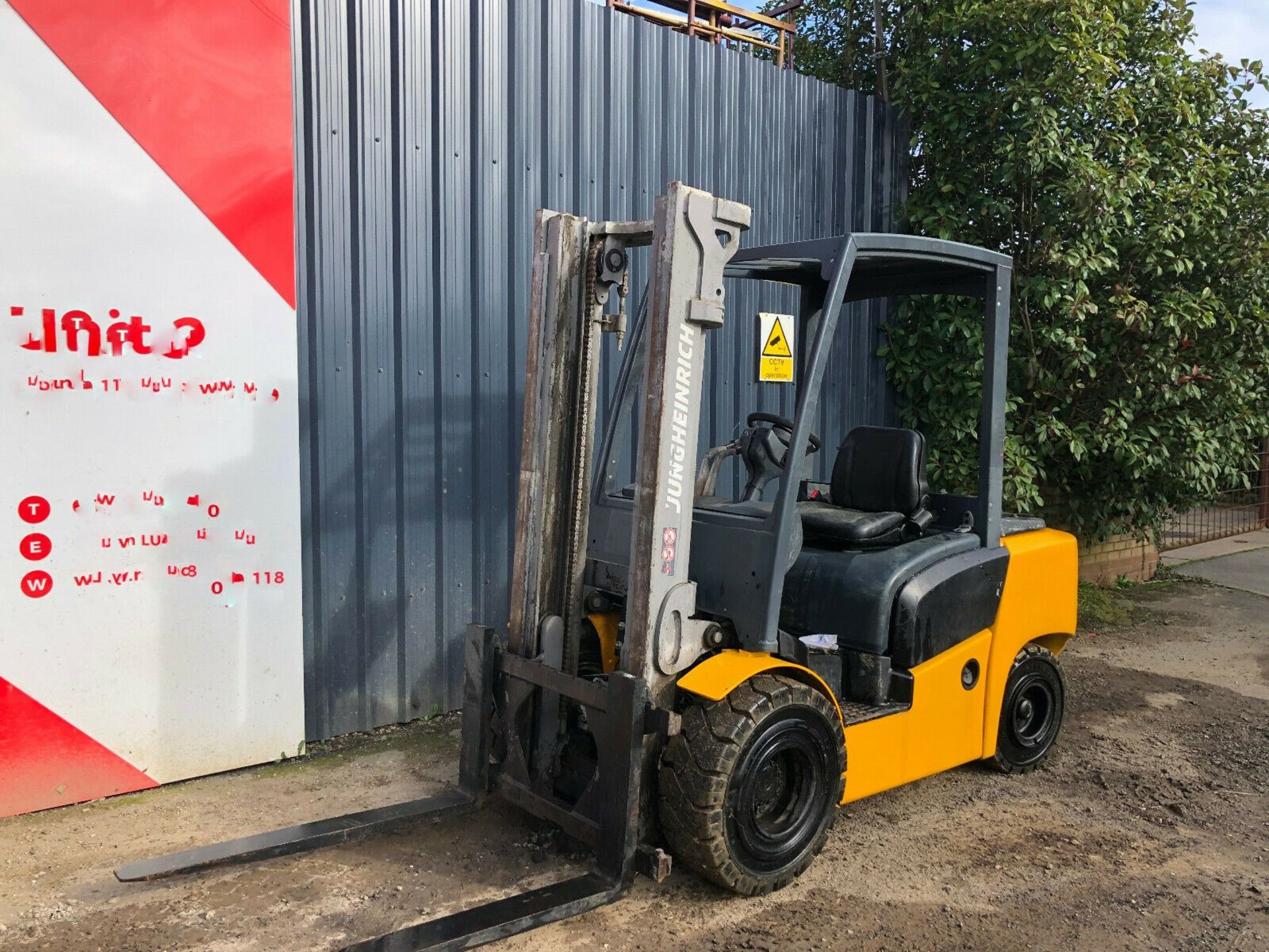 Jungheinrich DFG 430 Diesel Forklift 2014 - Image 2 of 12