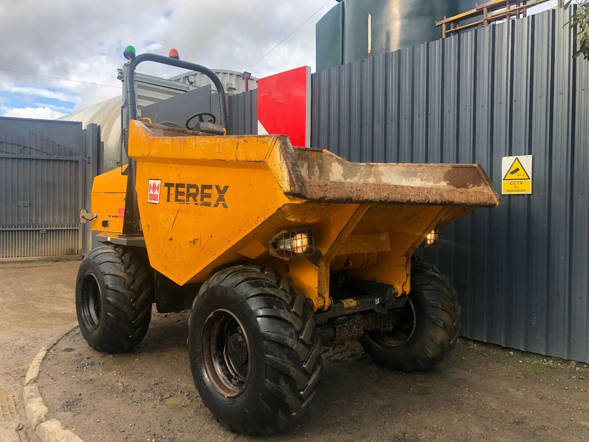 Terex TA9 Straight Tip Dumper 2016 4x4 - Image 6 of 11