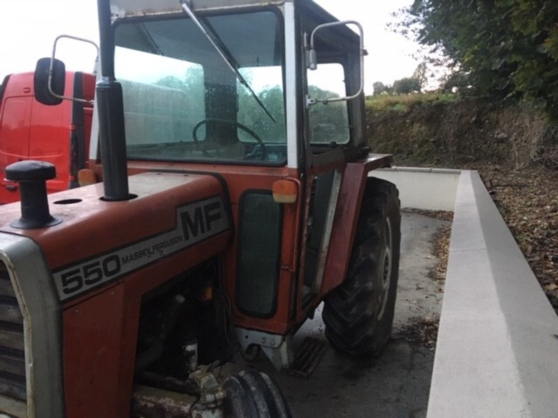 Massey Ferguson 550 Tractor - Image 6 of 6