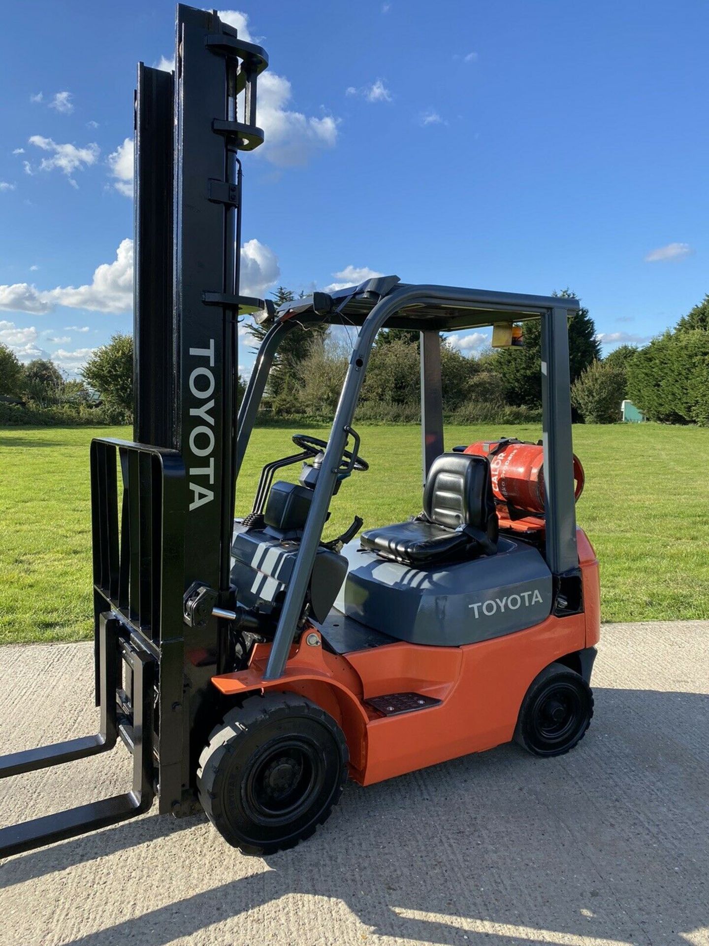 Toyota Gas Forklift Truck - Image 2 of 4