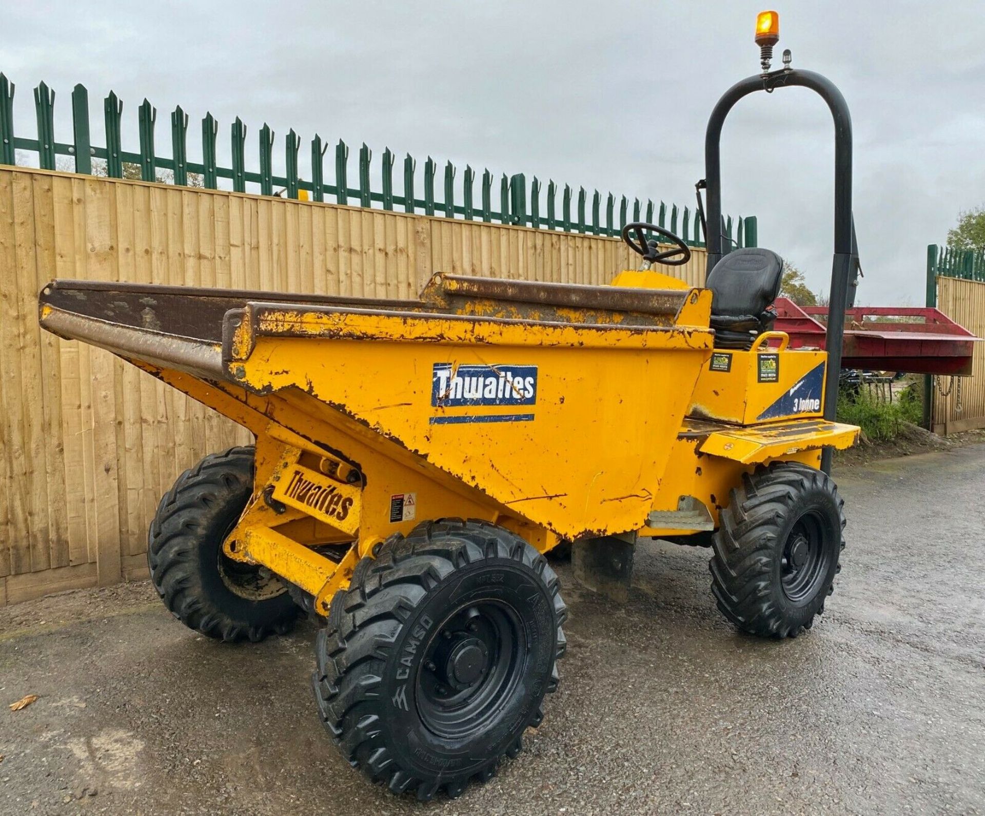 Thwaites MACH 570 3 Tonne Straight Tip Dumper 2013 - Image 3 of 11