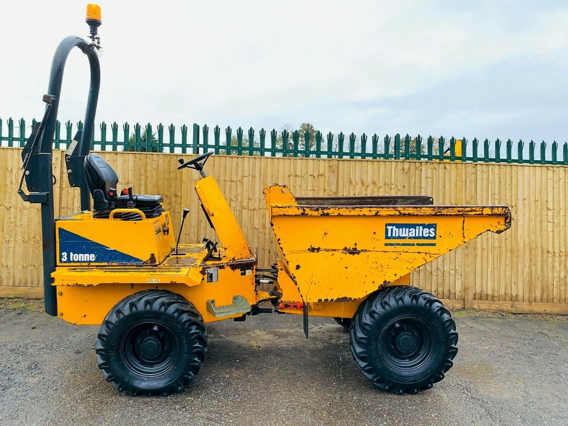 Thwaites MACH 570 3 Tonne Straight Tip Dumper 2013