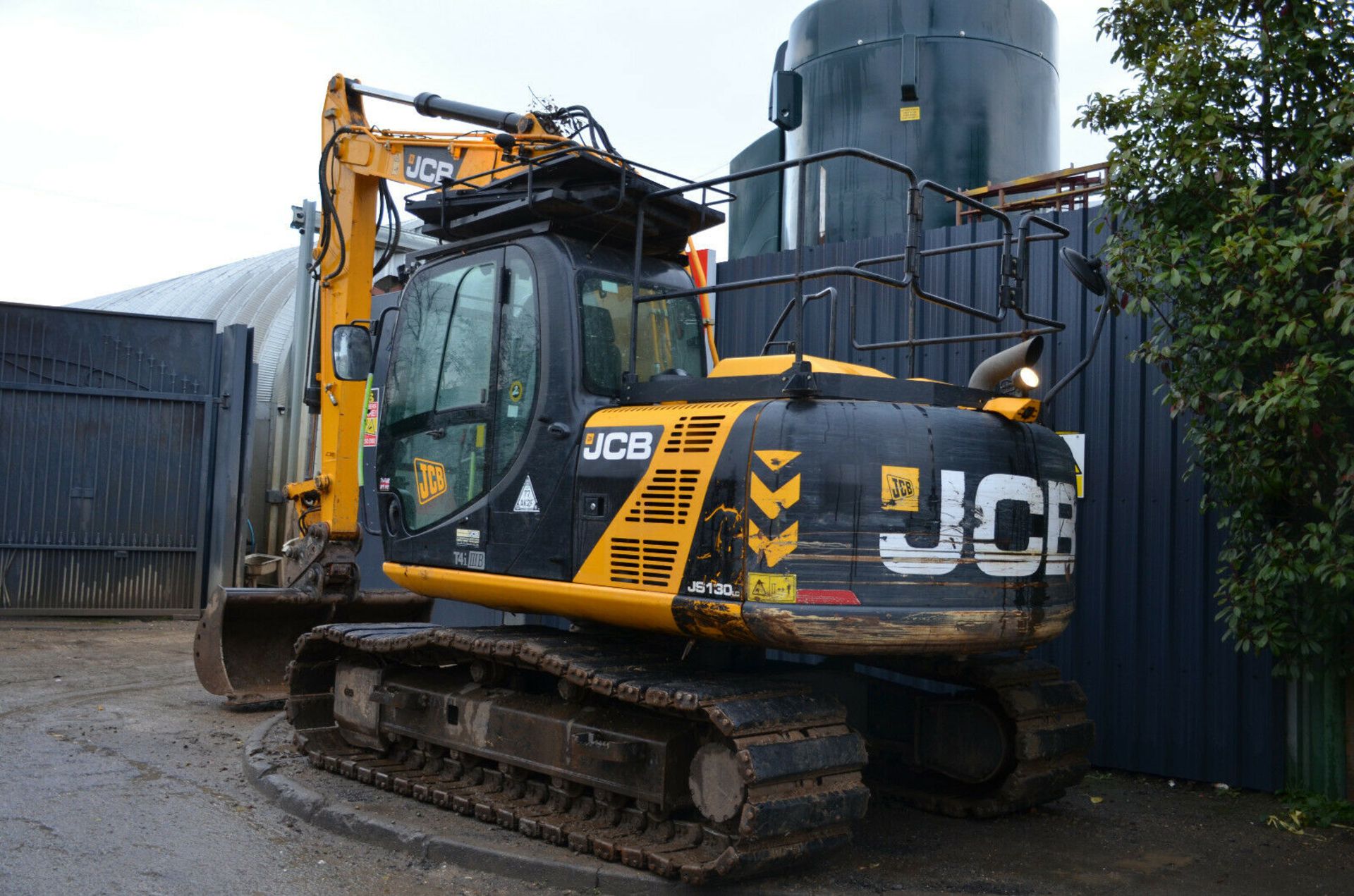 JCB JS130 LC Excavator 2014 - Image 11 of 12