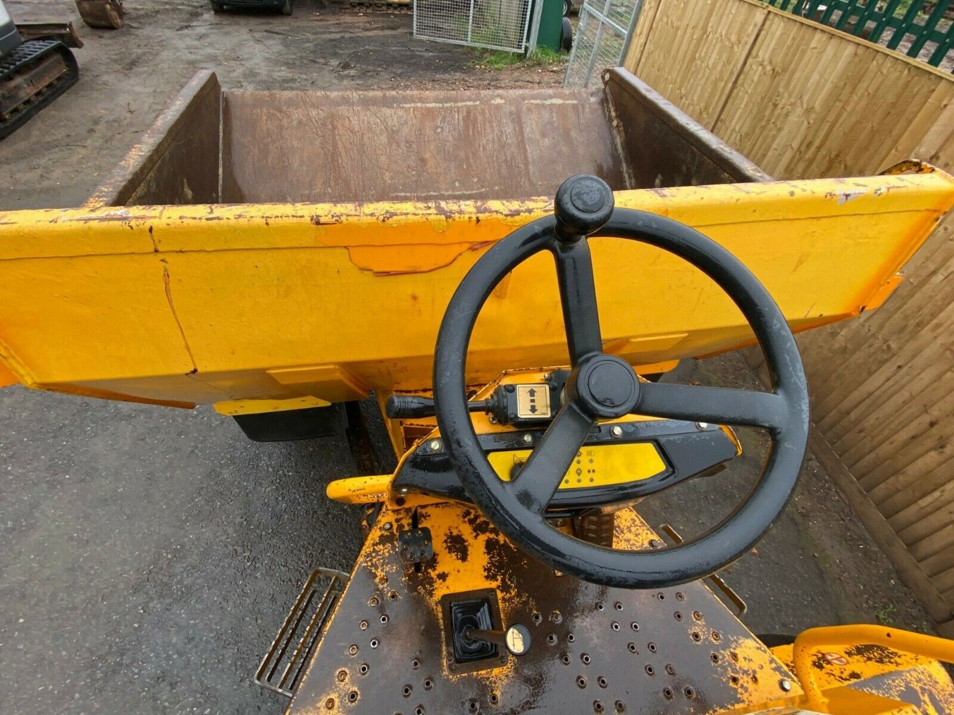 Thwaites 6 Tonne Straight Tip Dumper 2012 - Image 9 of 12