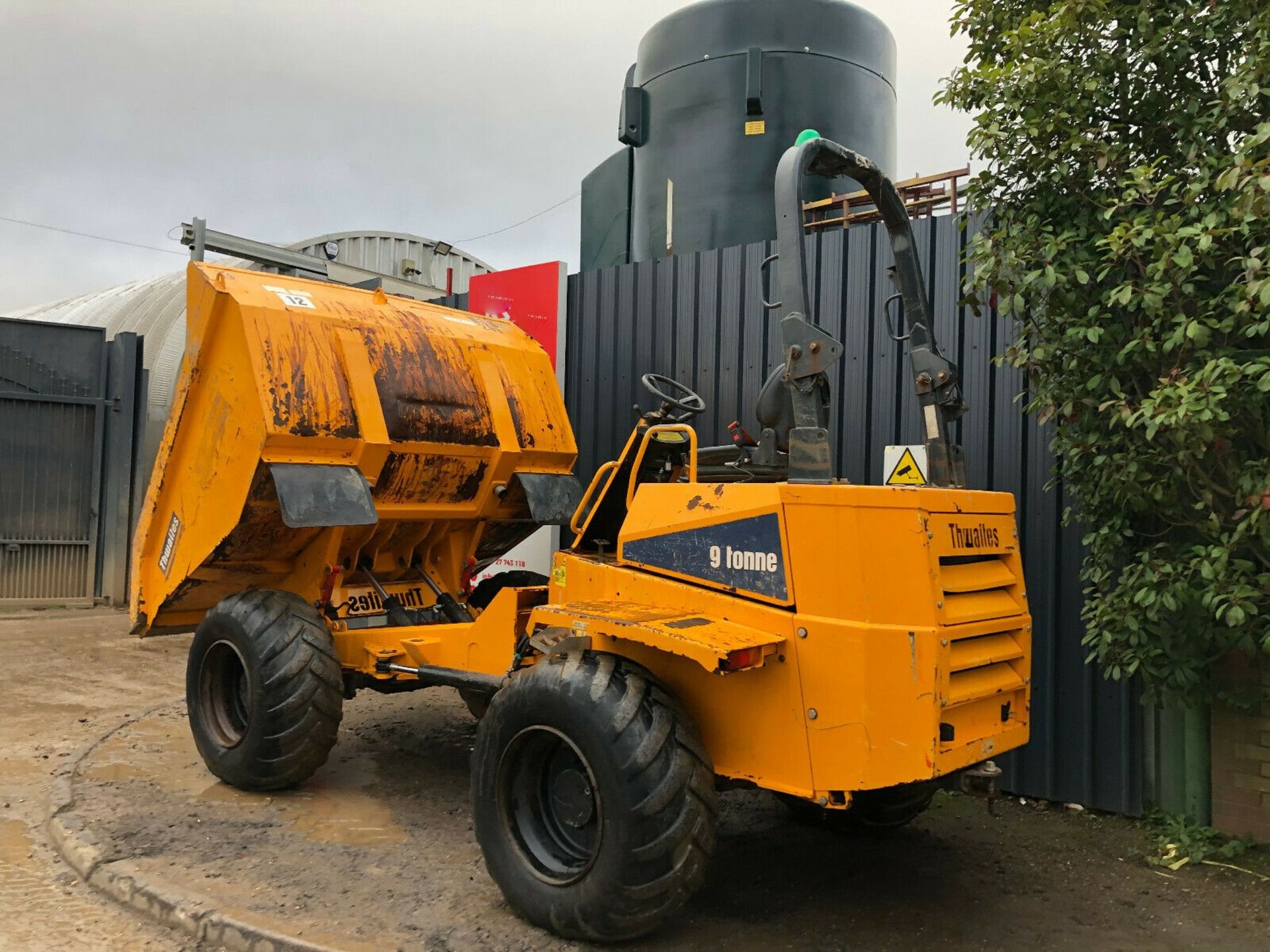 Thwaites 9 Tonne Straight Tip Dumper 2016 4x4 MACH2090 - Image 9 of 12