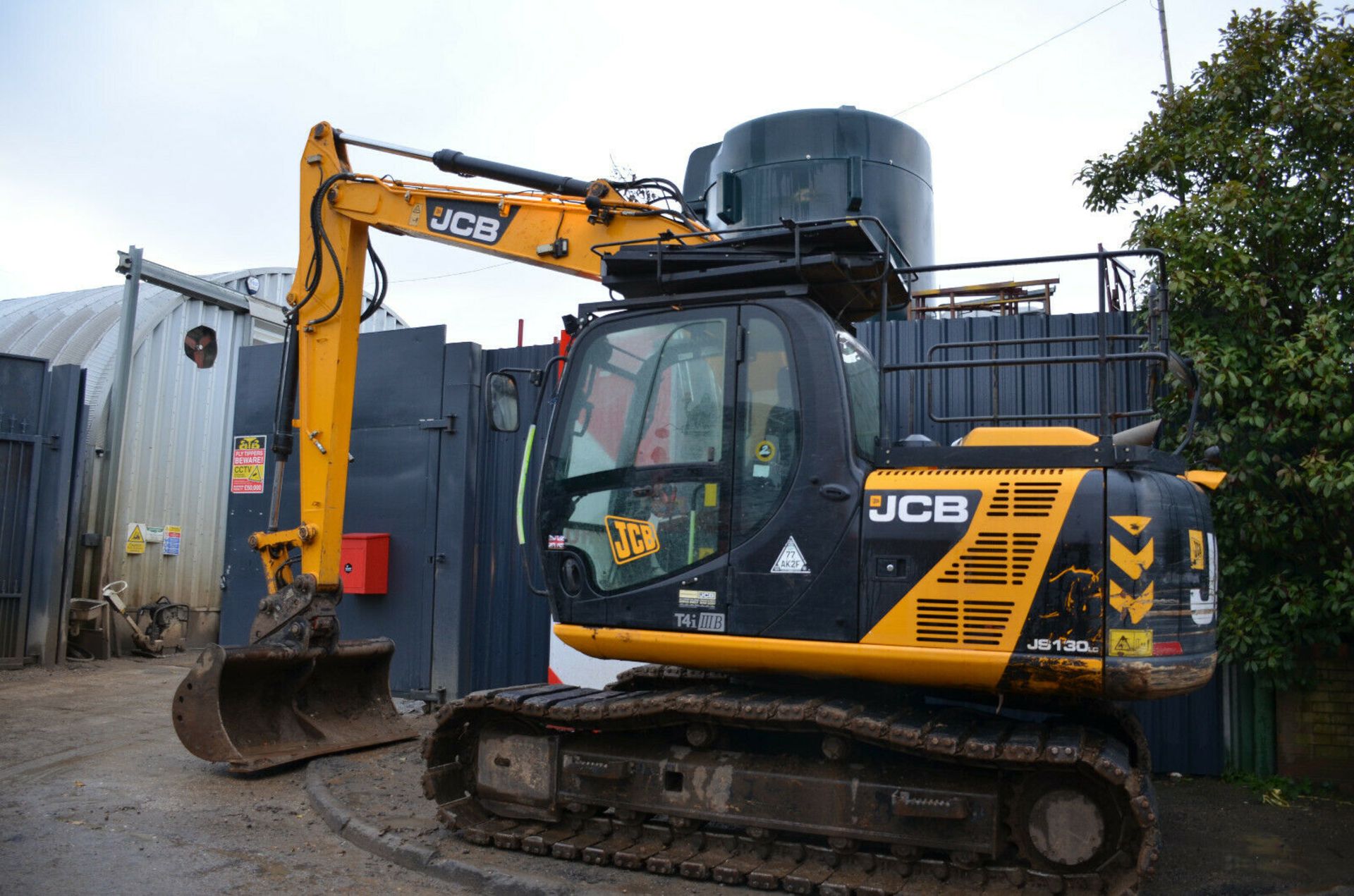 JCB JS130 LC Excavator 2014 - Image 12 of 12