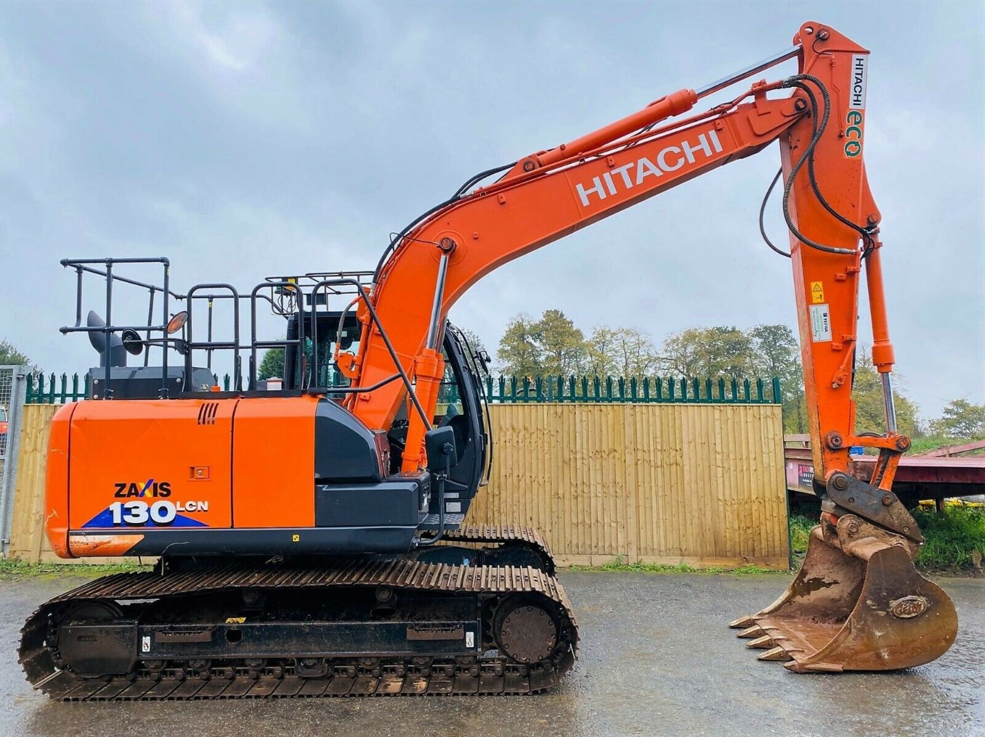 Hitachi ZX130 LCN-6 Excavator / Dumper 2017 - Image 2 of 12