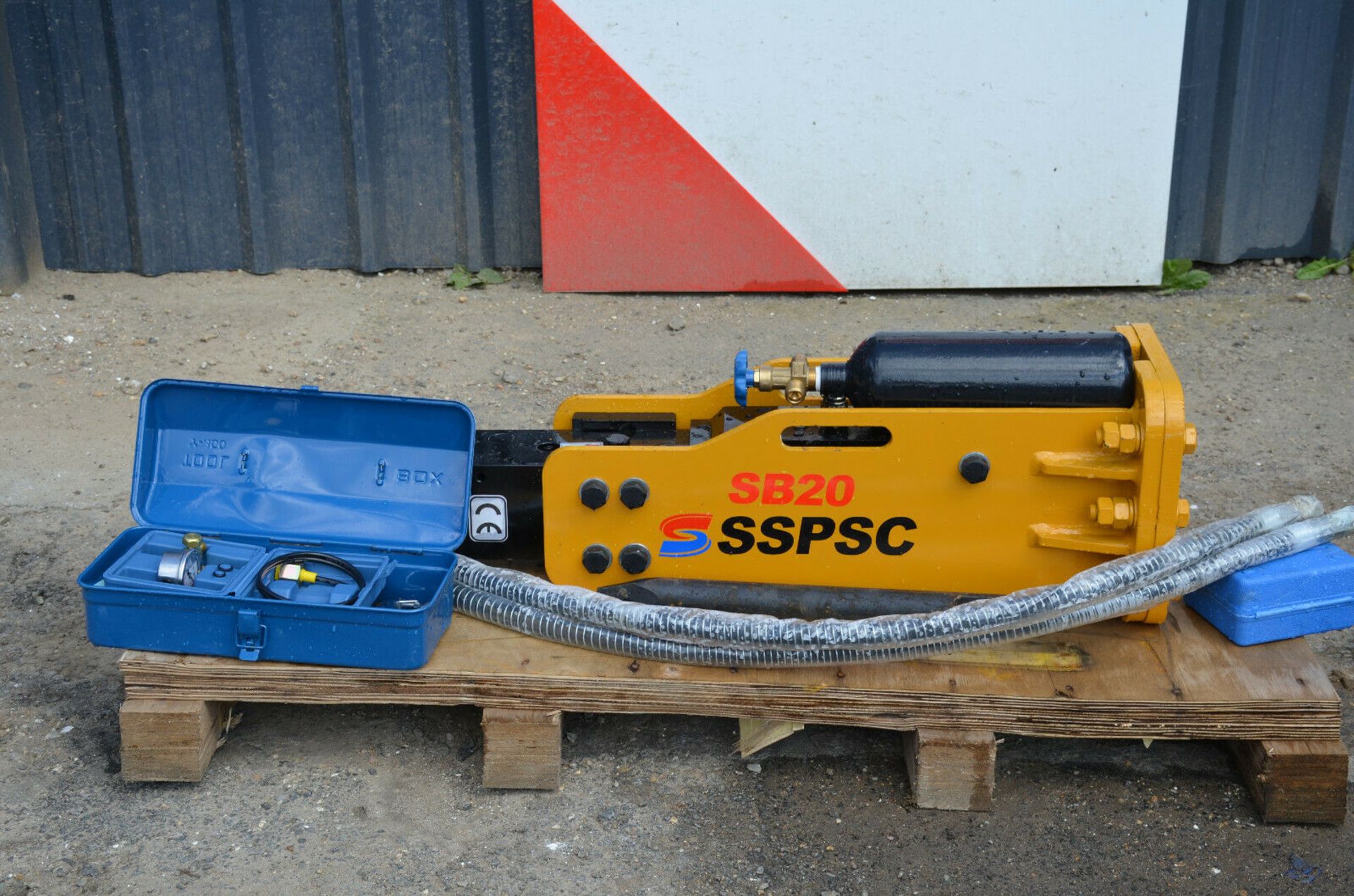 SSPSC SB20 Hydraulic Breaker - Image 4 of 6