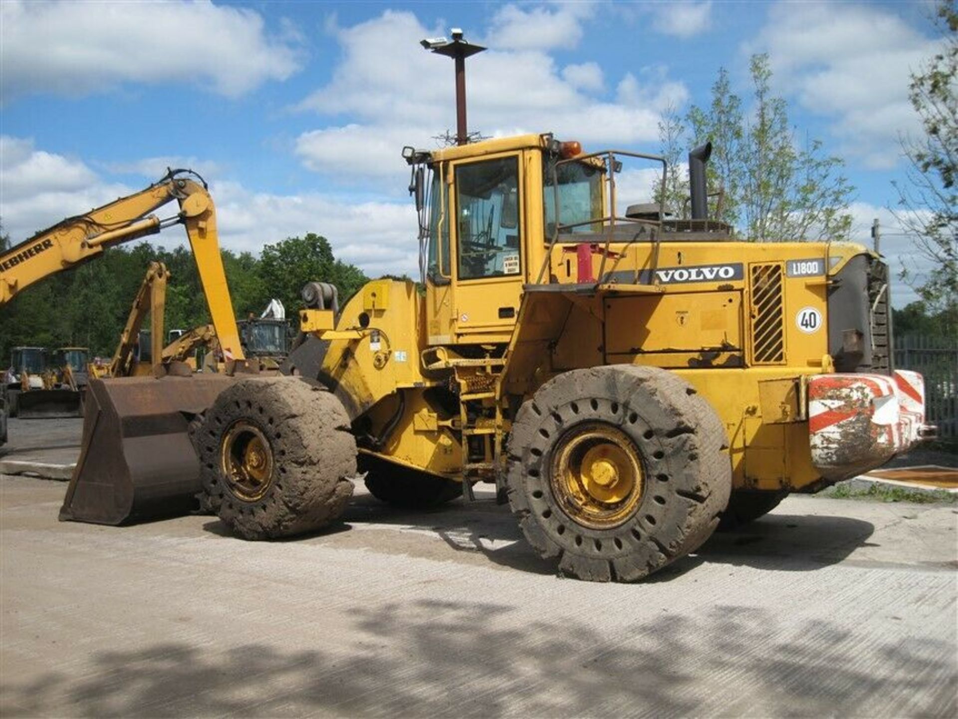 Volvo L180D Loading Shovel 2000 - Bild 7 aus 8