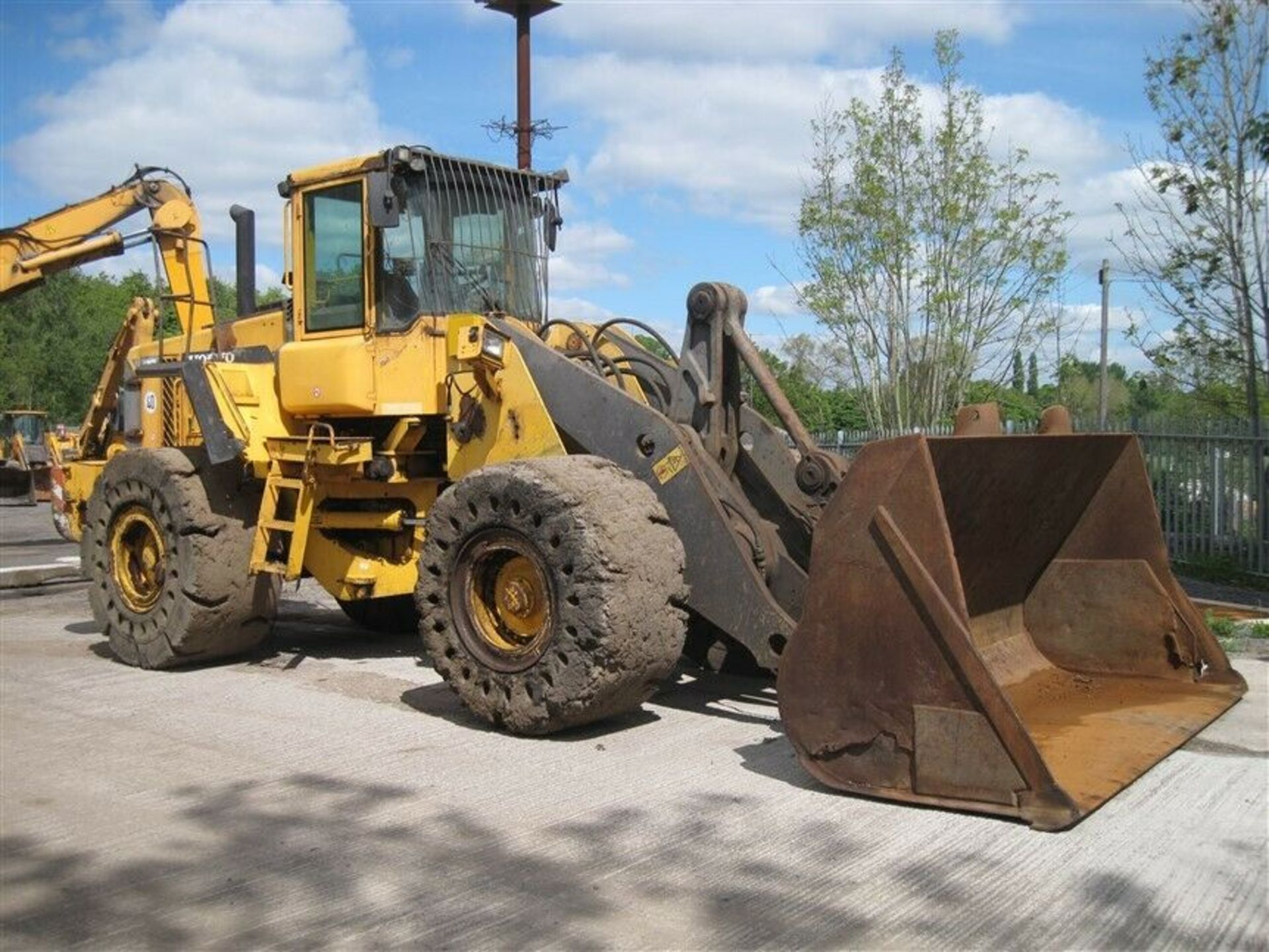 Volvo L180D Loading Shovel 2000 - Image 6 of 8