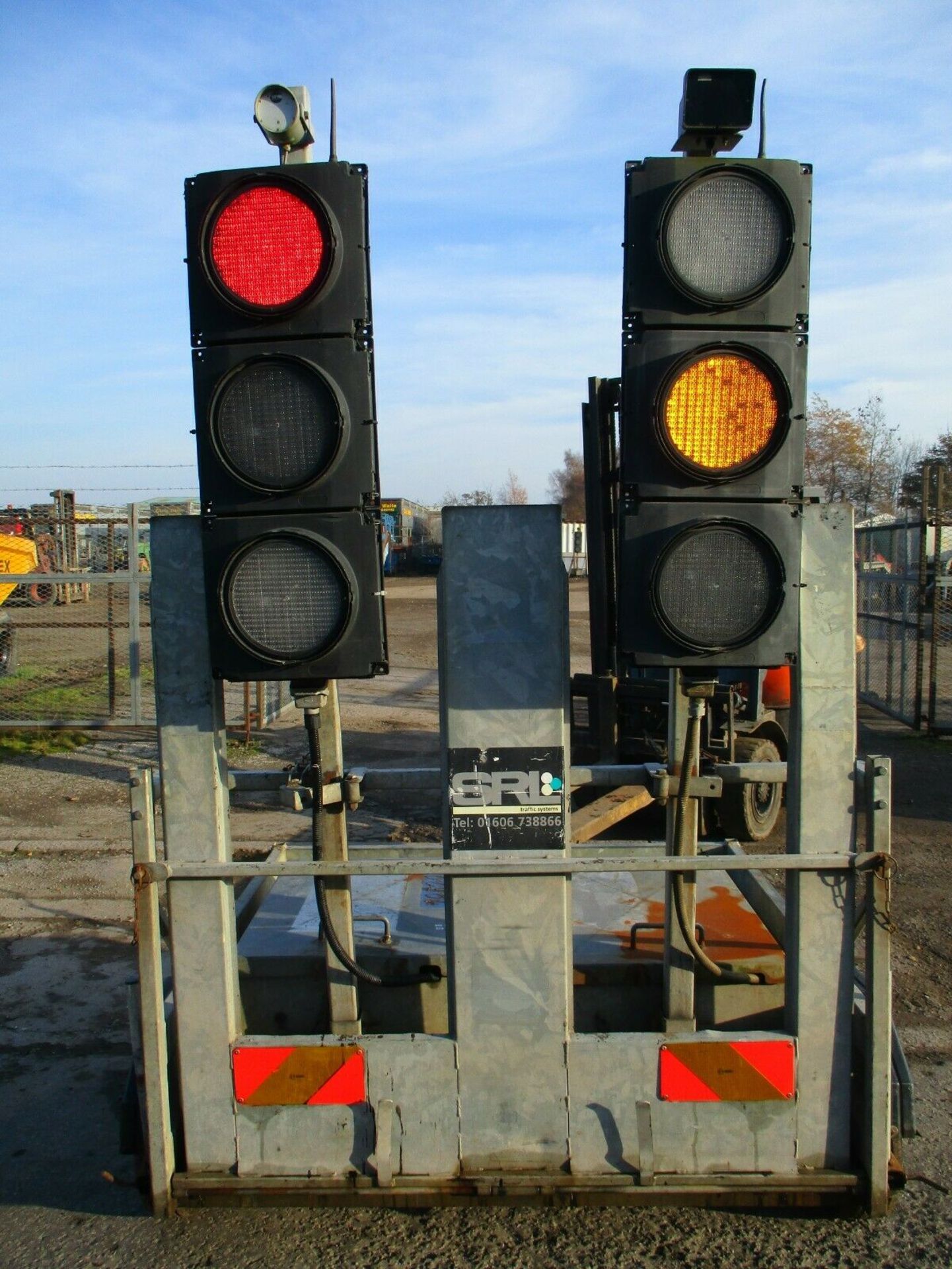 SRL Traffic Lights and Trailer Pike - Image 3 of 11