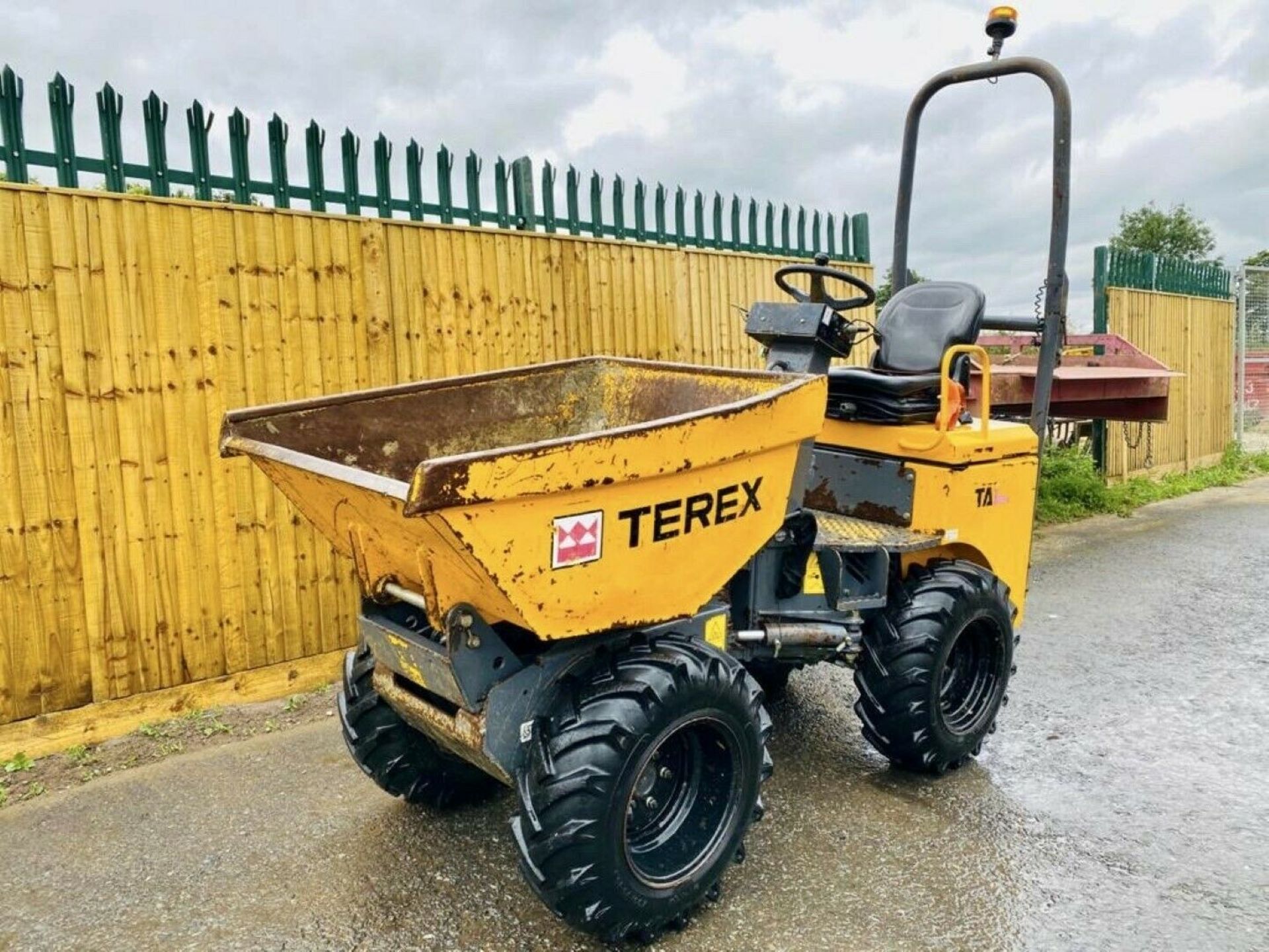 Terex TA1EH 1 Ton High Tip Dumper 2015 - Image 4 of 11