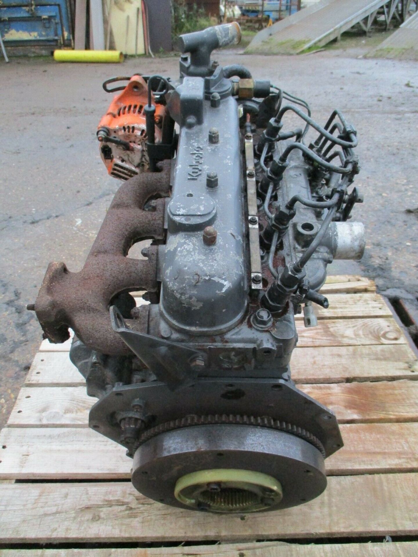 Kubota V1505 Diesel 4 Cylinder Electric Start Engine - Bild 4 aus 6