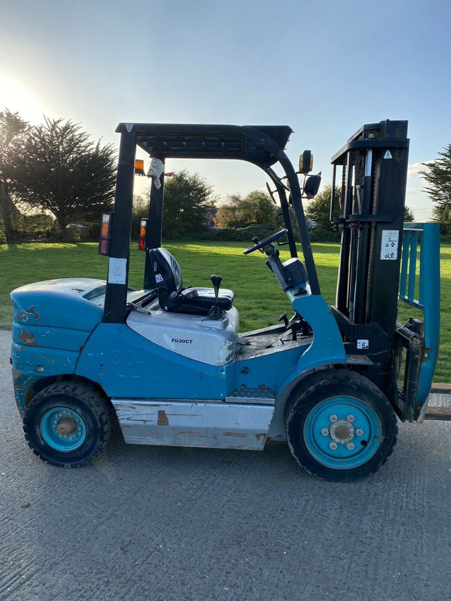 Diesel Forklift Truck - Image 3 of 5