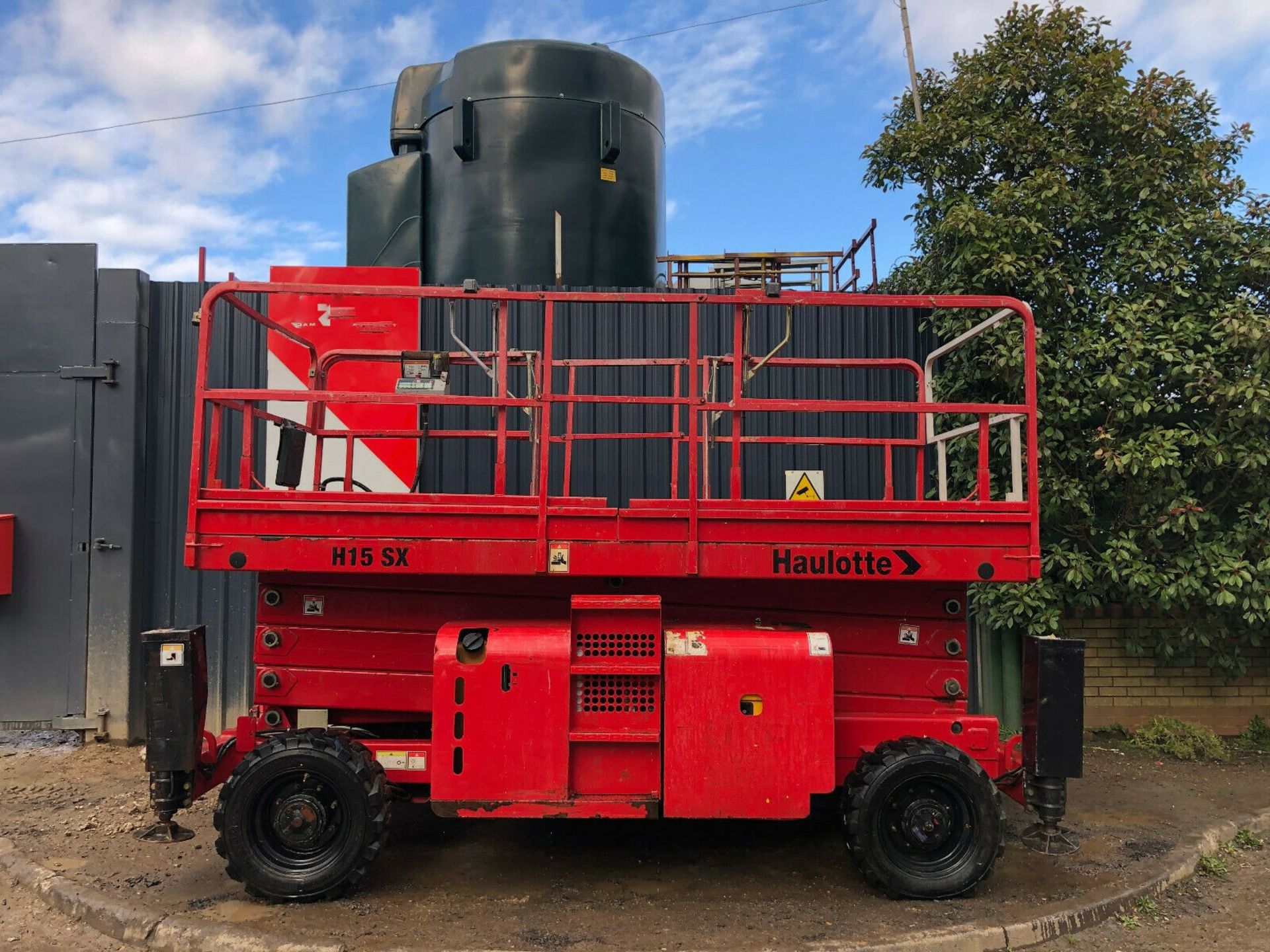 Haulotte H15SX 2007 4x4 15m Rough Terrain Diesel Scissor Lift 4x4 - Image 12 of 12