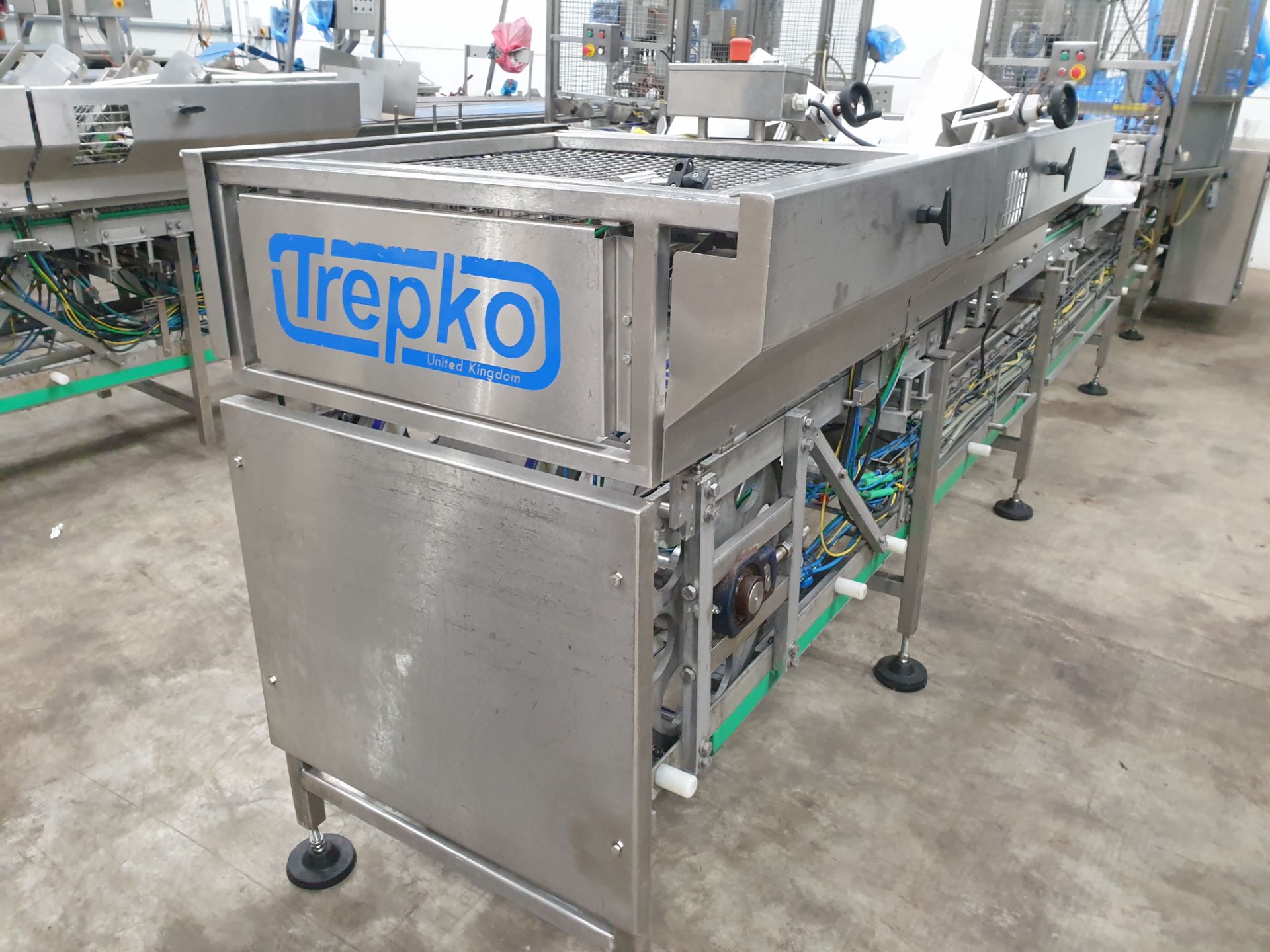 Trepko Sandwich Triangular Cartoning Machine with Card In-Feed to Dual Lane Manual Sandwich Placemen - Image 16 of 18