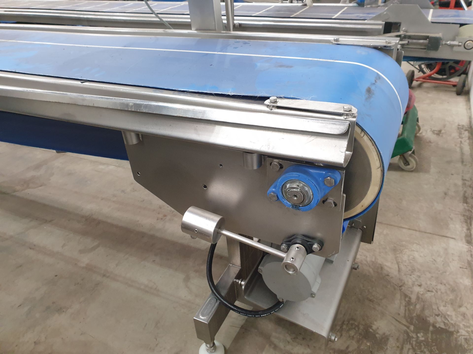 AFT GROTE Continuous Belt Assembly Conveyor with INVERTEC Variable Speed Control - Image 6 of 15