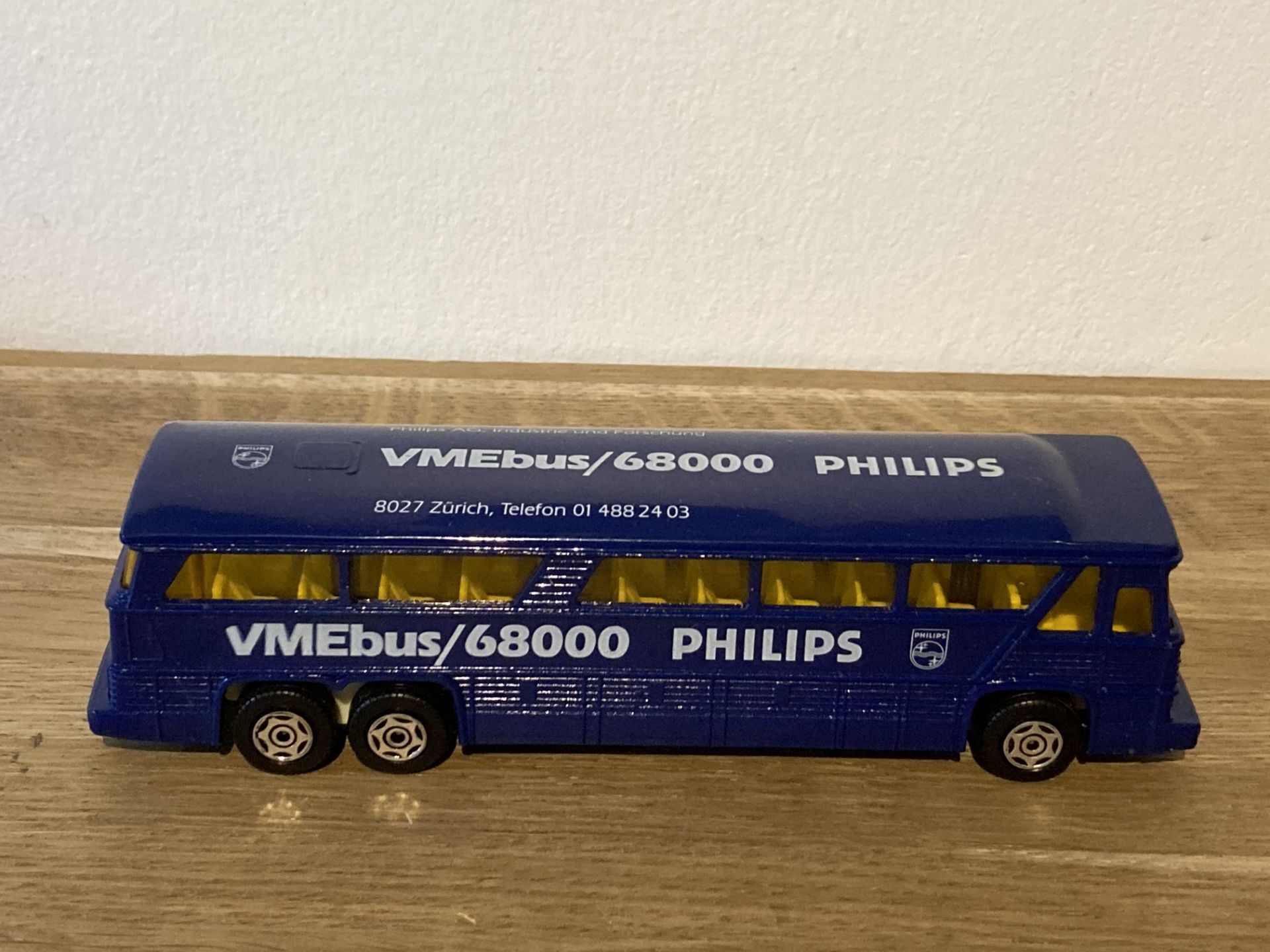 Corgi Philips Bus - 1223 - Image 4 of 6