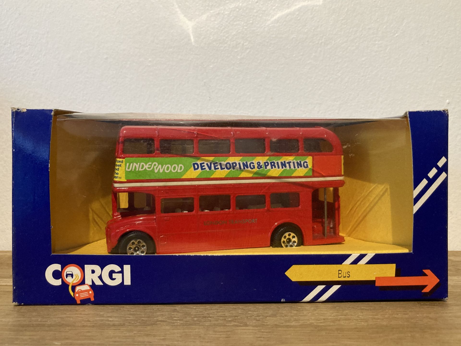Corgi Bus Underwood