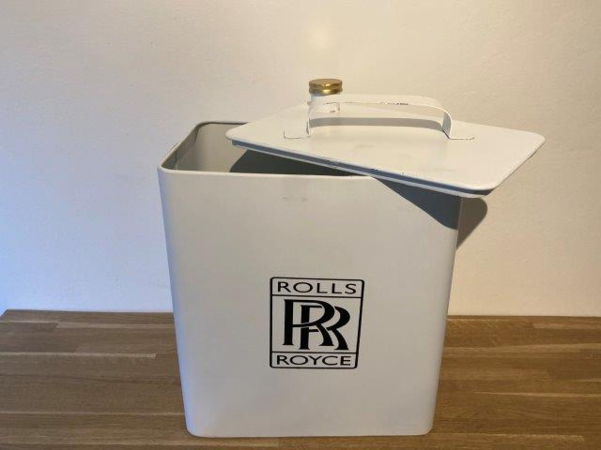 Rolls Royce Oil Can - Medium - Image 3 of 6