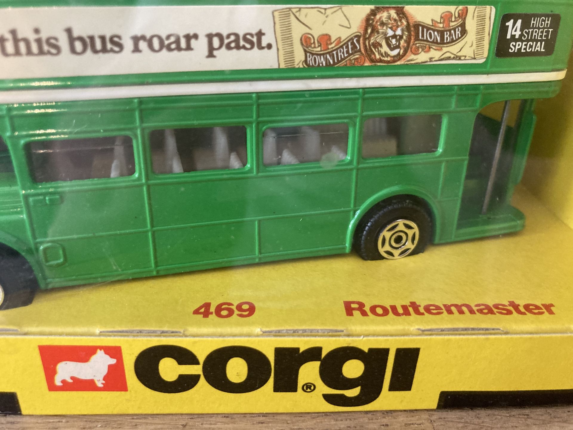 Corgi London Transport, Green Watch This Bus Roar Past Routemaster - 469 - Image 3 of 4