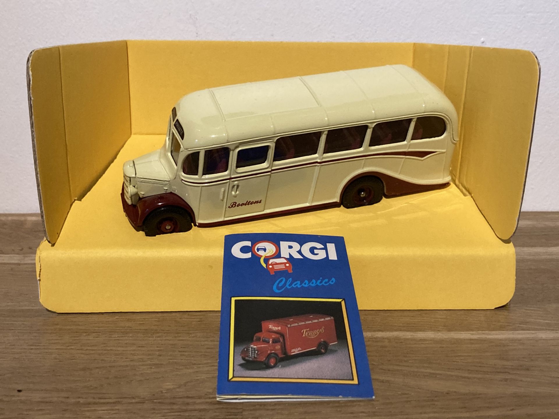 Corgi Classics Boultons - Bedford Type OB Coach - Image 2 of 2
