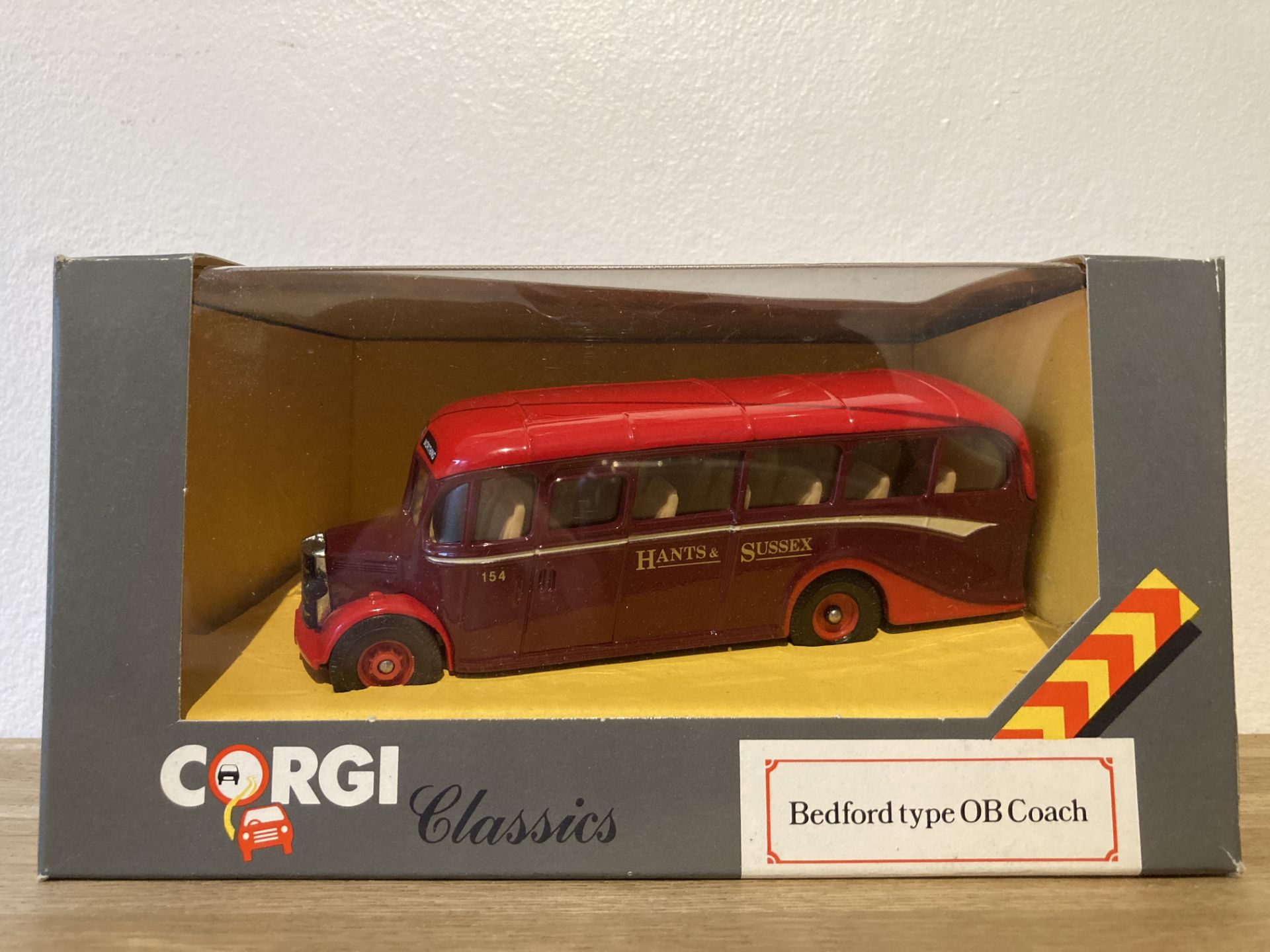 Corgi Classics Hants & Sussex - Bedford Type OB Coach