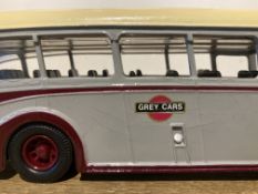 Limited Edition Corgi - The AEC Regal - 97186