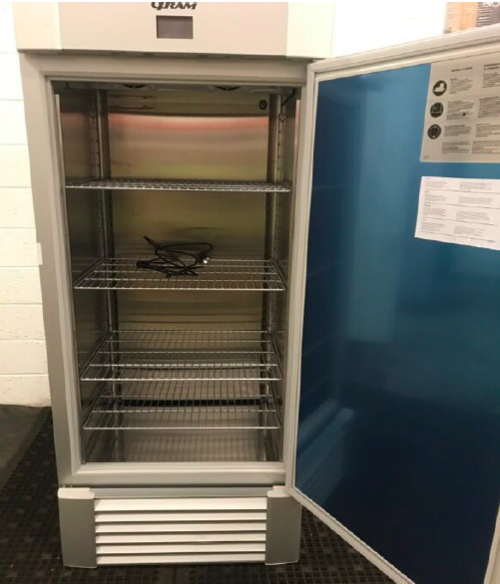 Single Door Freezer. ECO MIDI F 82 RAG 4N - Image 2 of 11