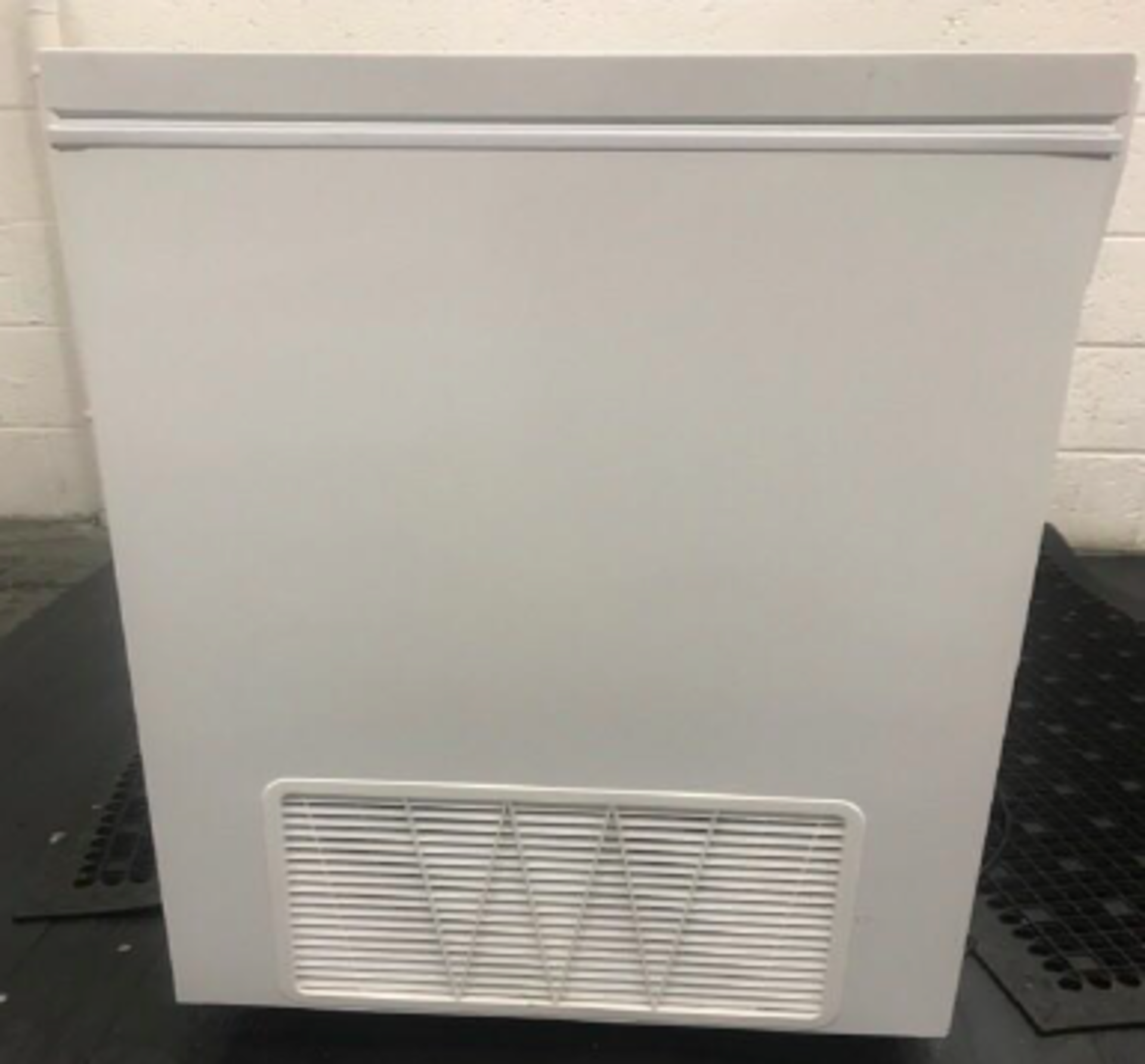 Hydro Carbon Chest Freezer CF 53 SG UK - Image 7 of 14