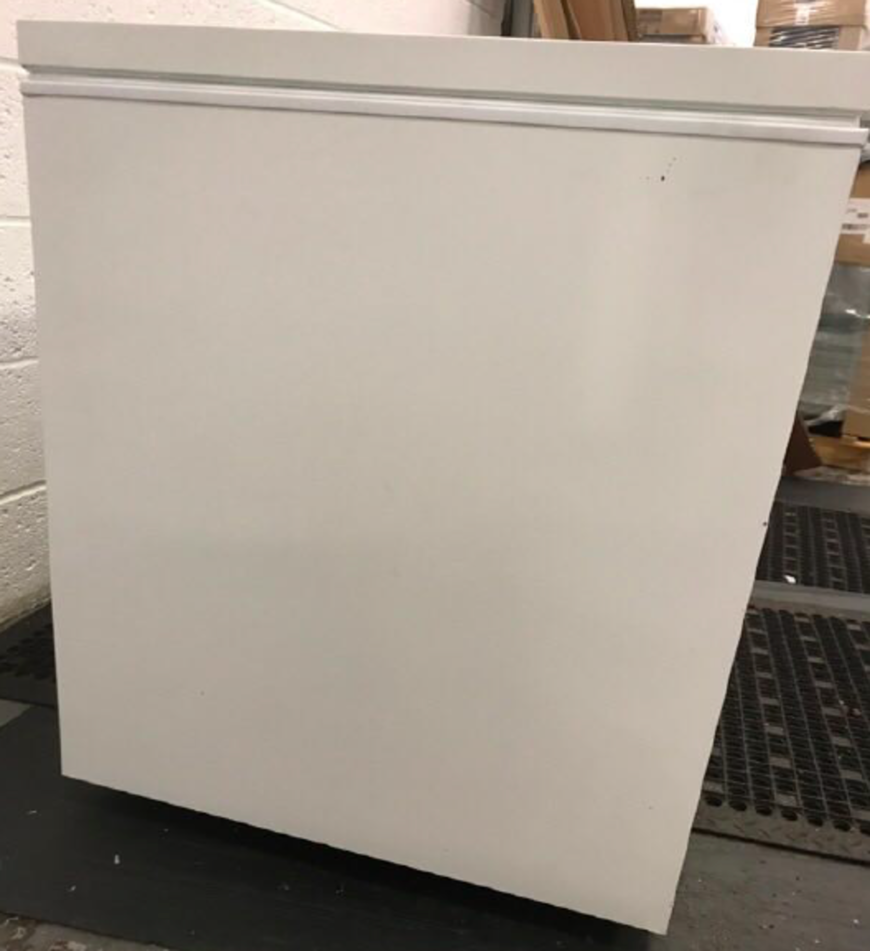 Hydro Carbon Chest Freezer CF 61 SG UK - Image 5 of 6