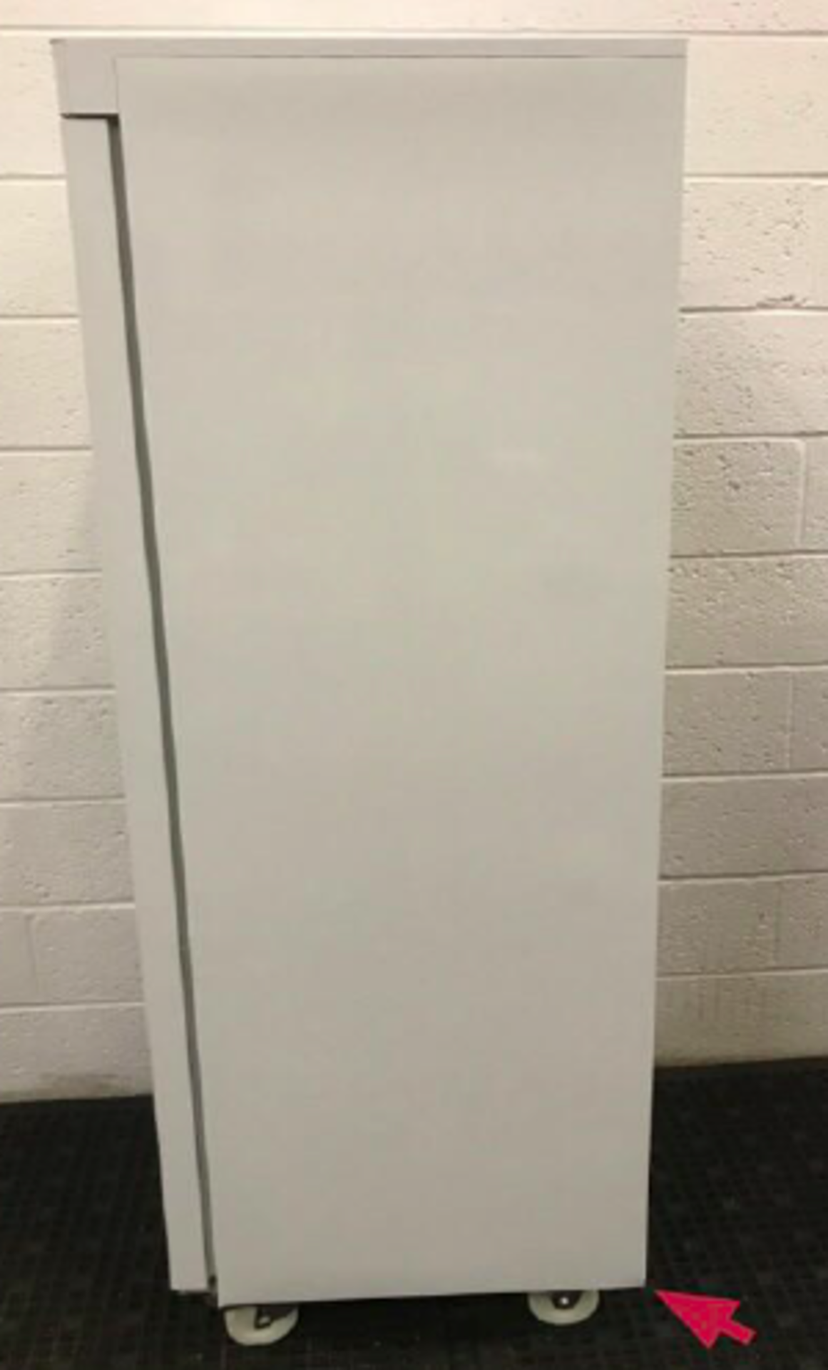 Compact 410 Freezer F 410 LG C 6W - Image 6 of 11